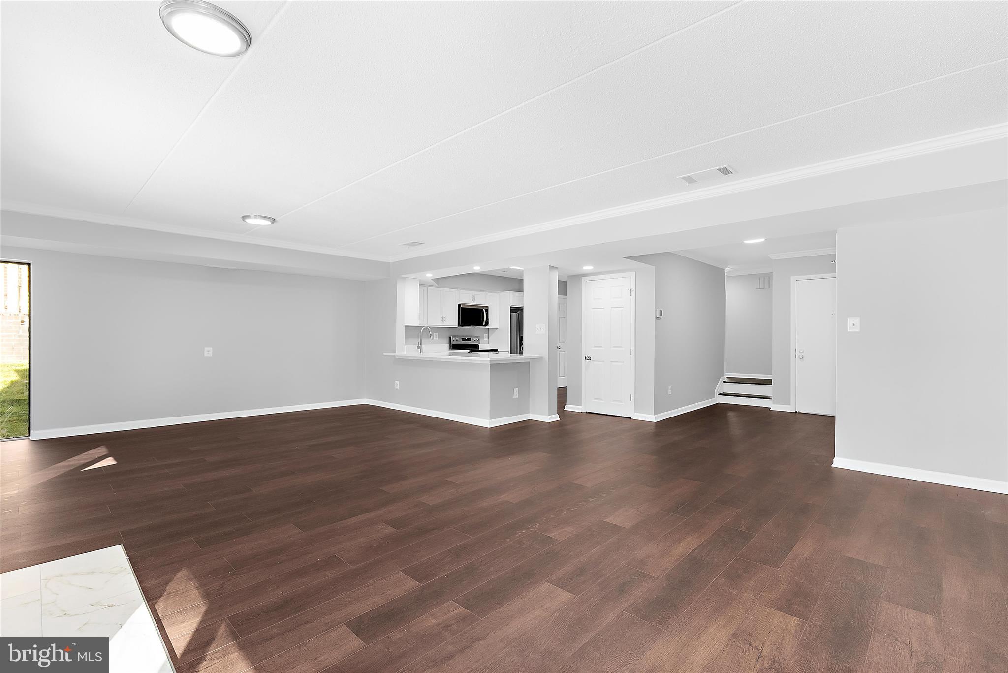 ANNEN WOODS - Residential