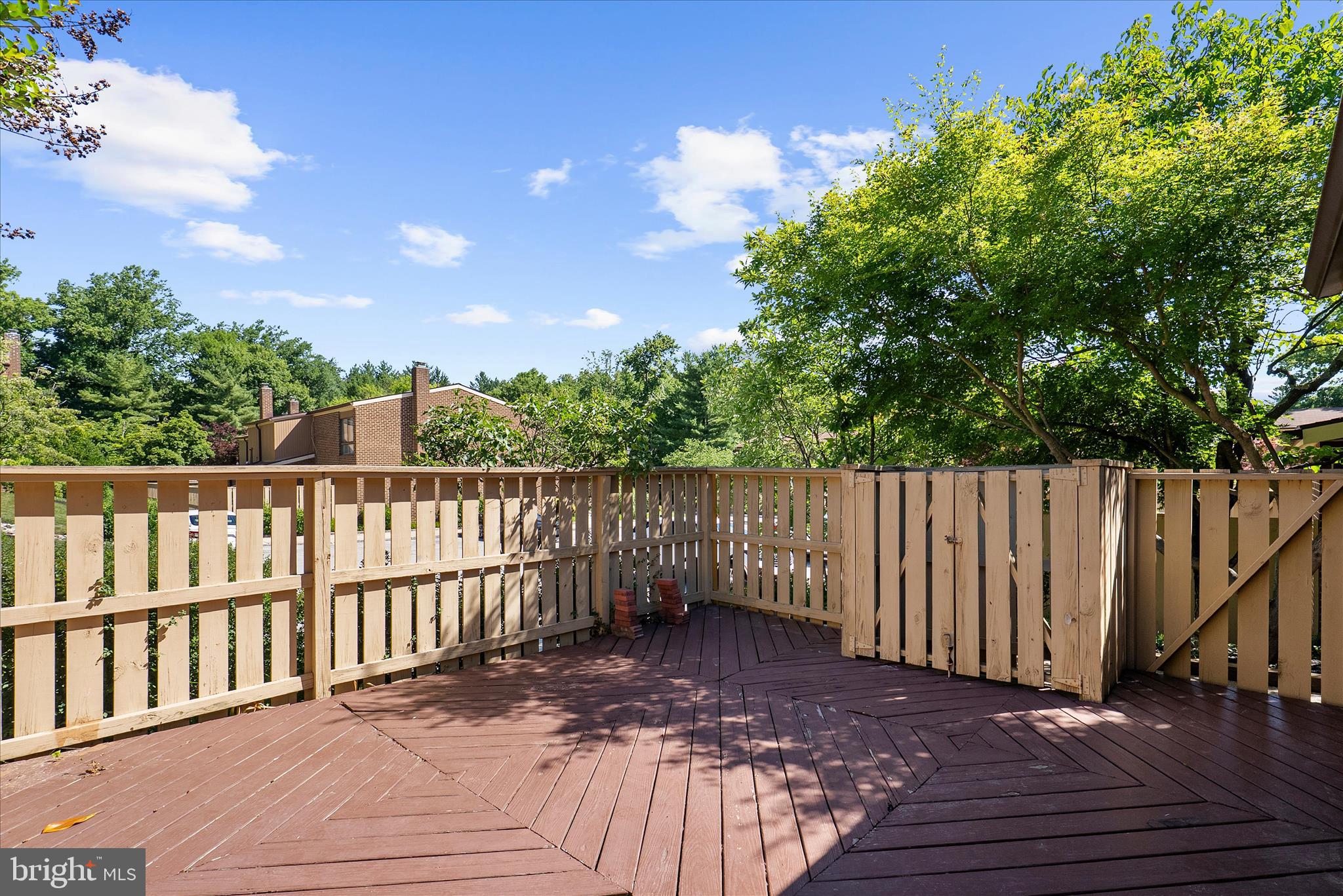 ANNEN WOODS - Residential