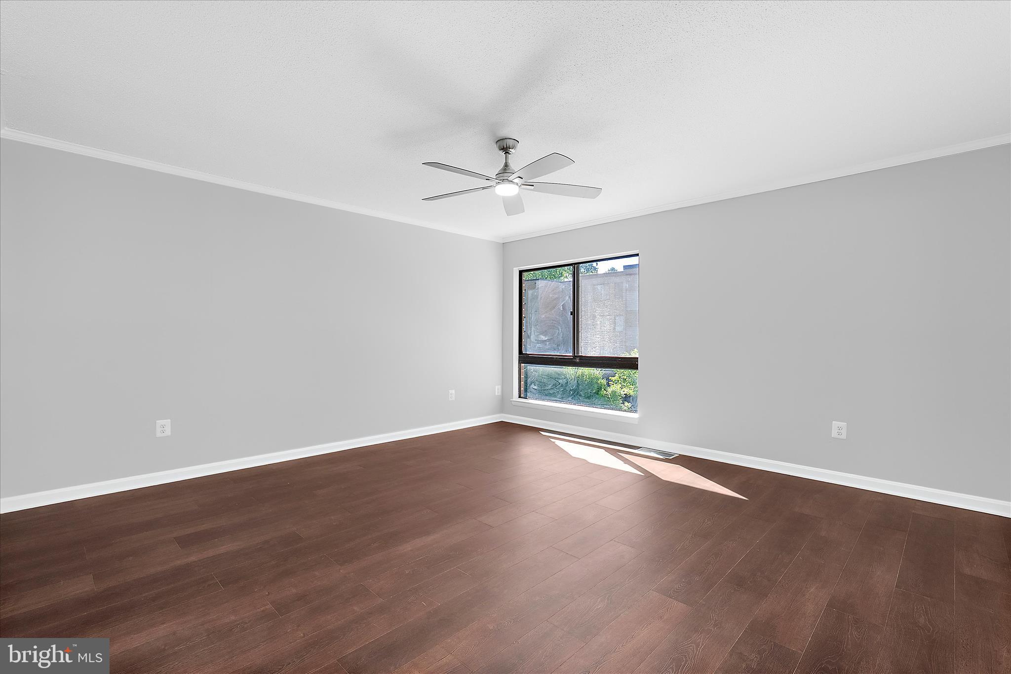 ANNEN WOODS - Residential