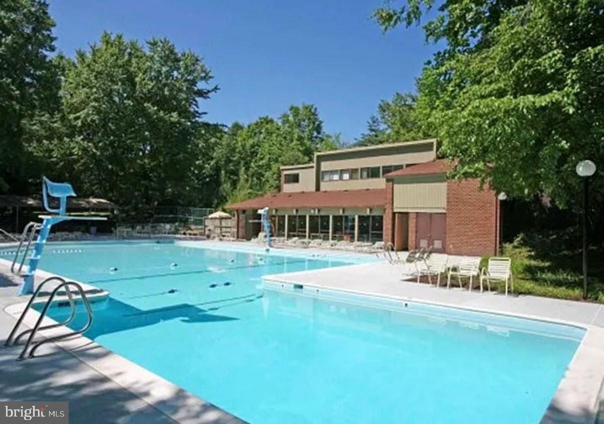 ANNEN WOODS - Residential
