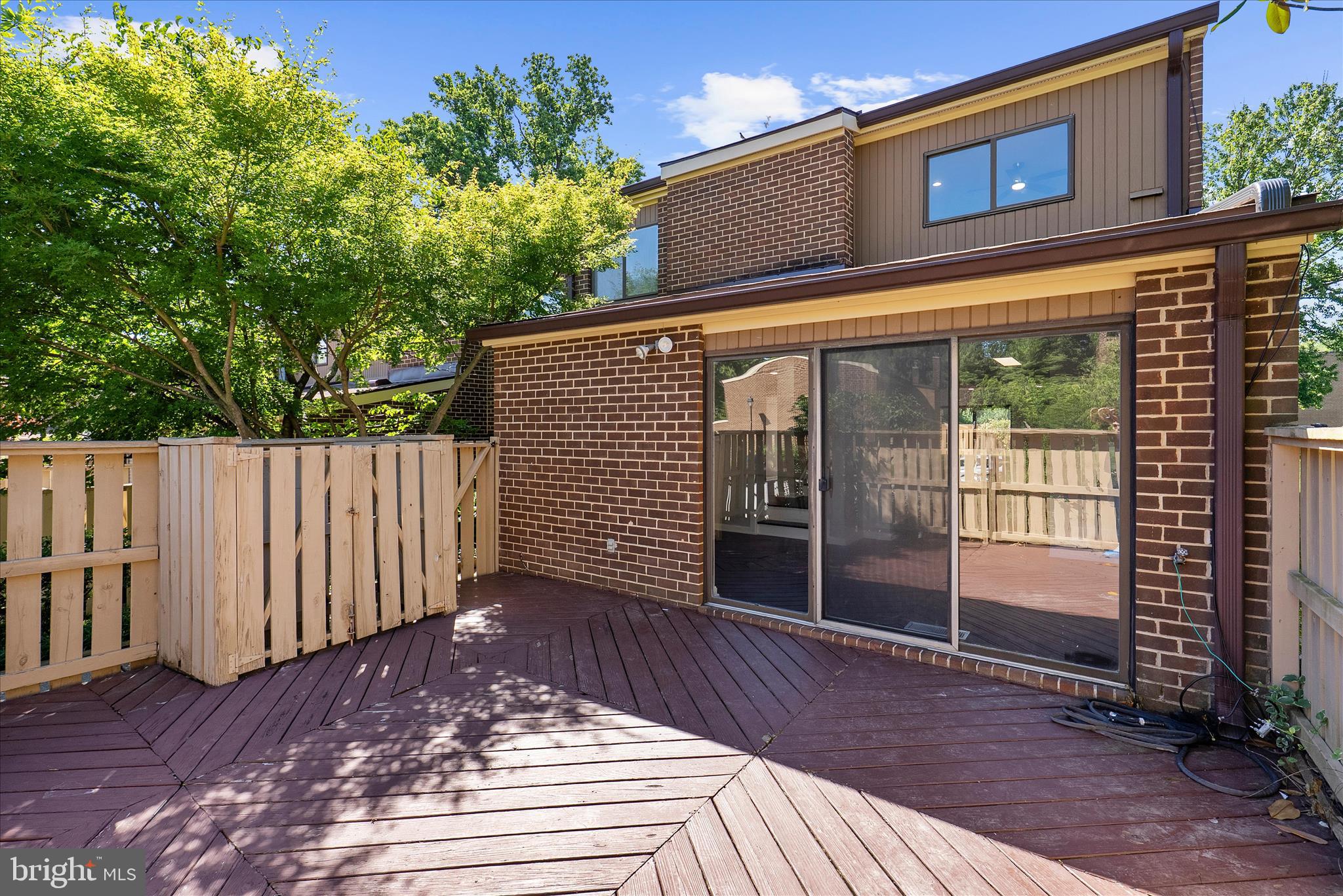 ANNEN WOODS - Residential