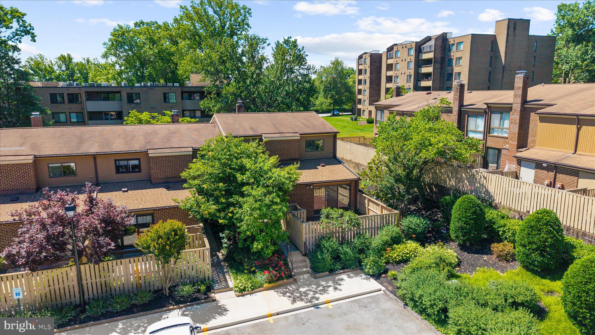ANNEN WOODS - Residential