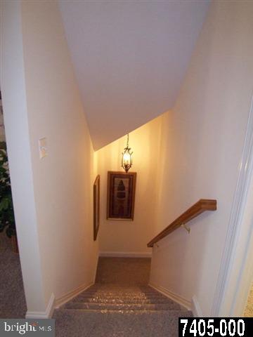STONE HILL - Residential