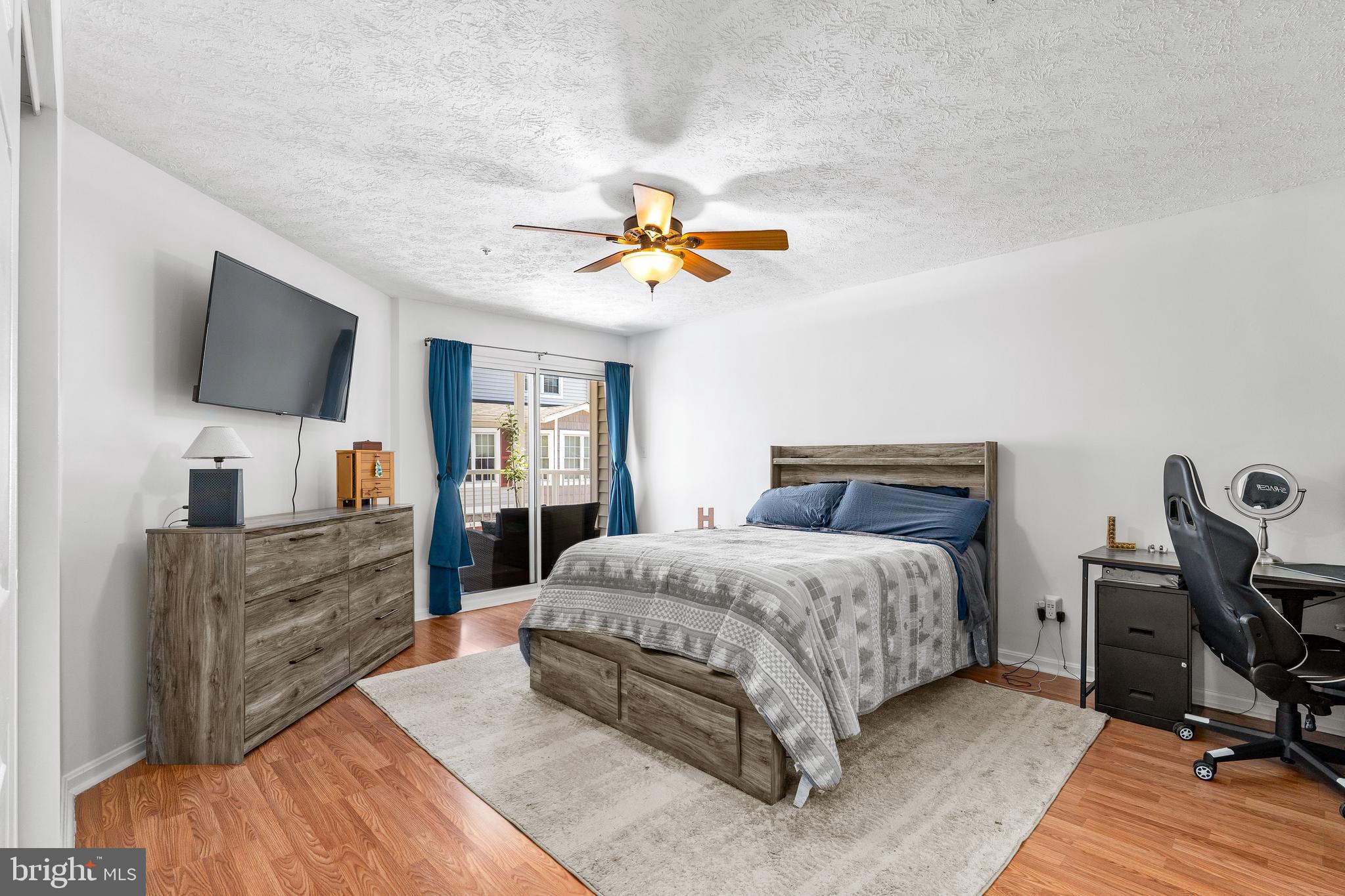 TOMES LANDING - Residential