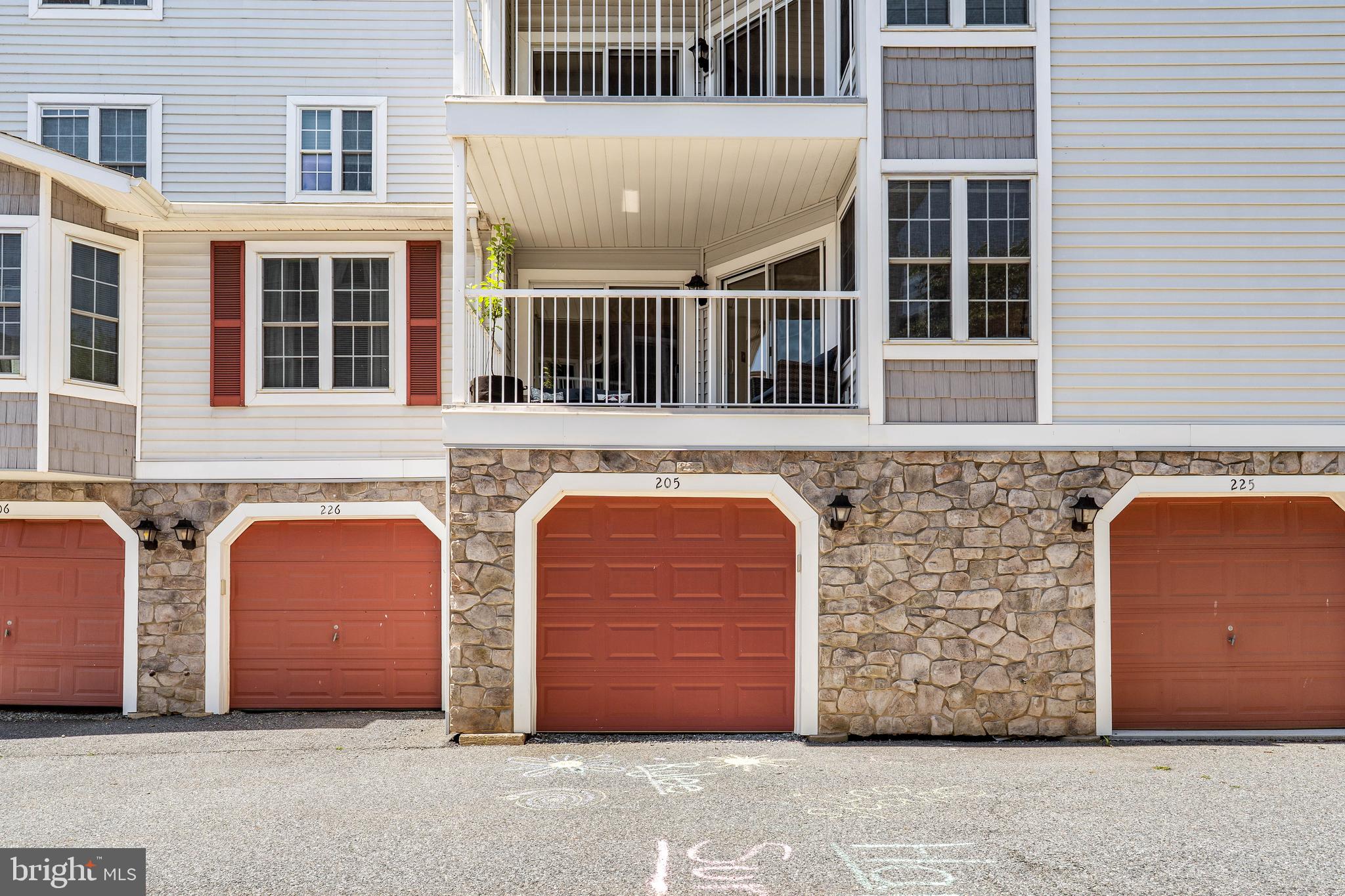 TOMES LANDING - Residential