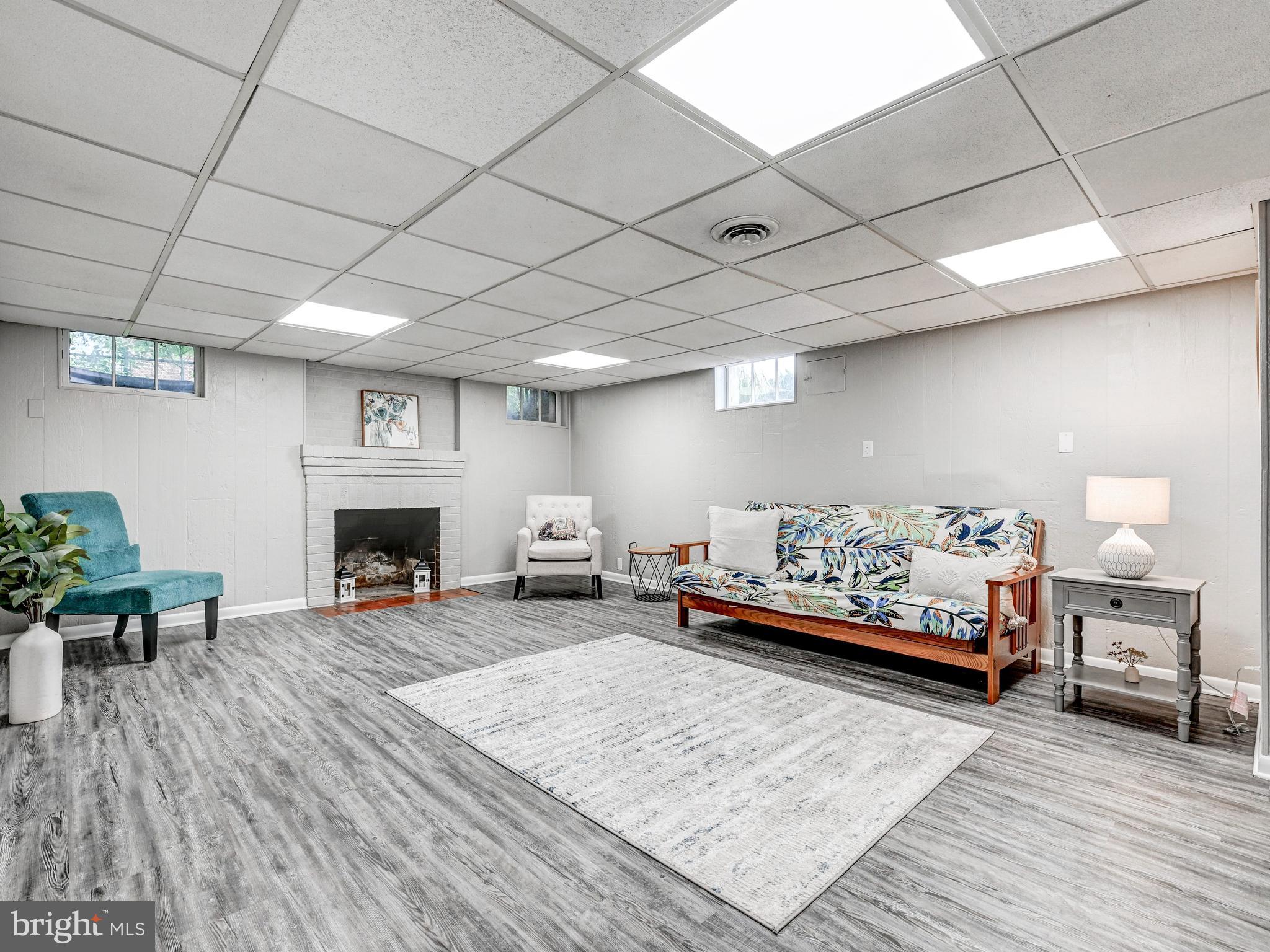 LOCH RAVEN MANOR - Residential
