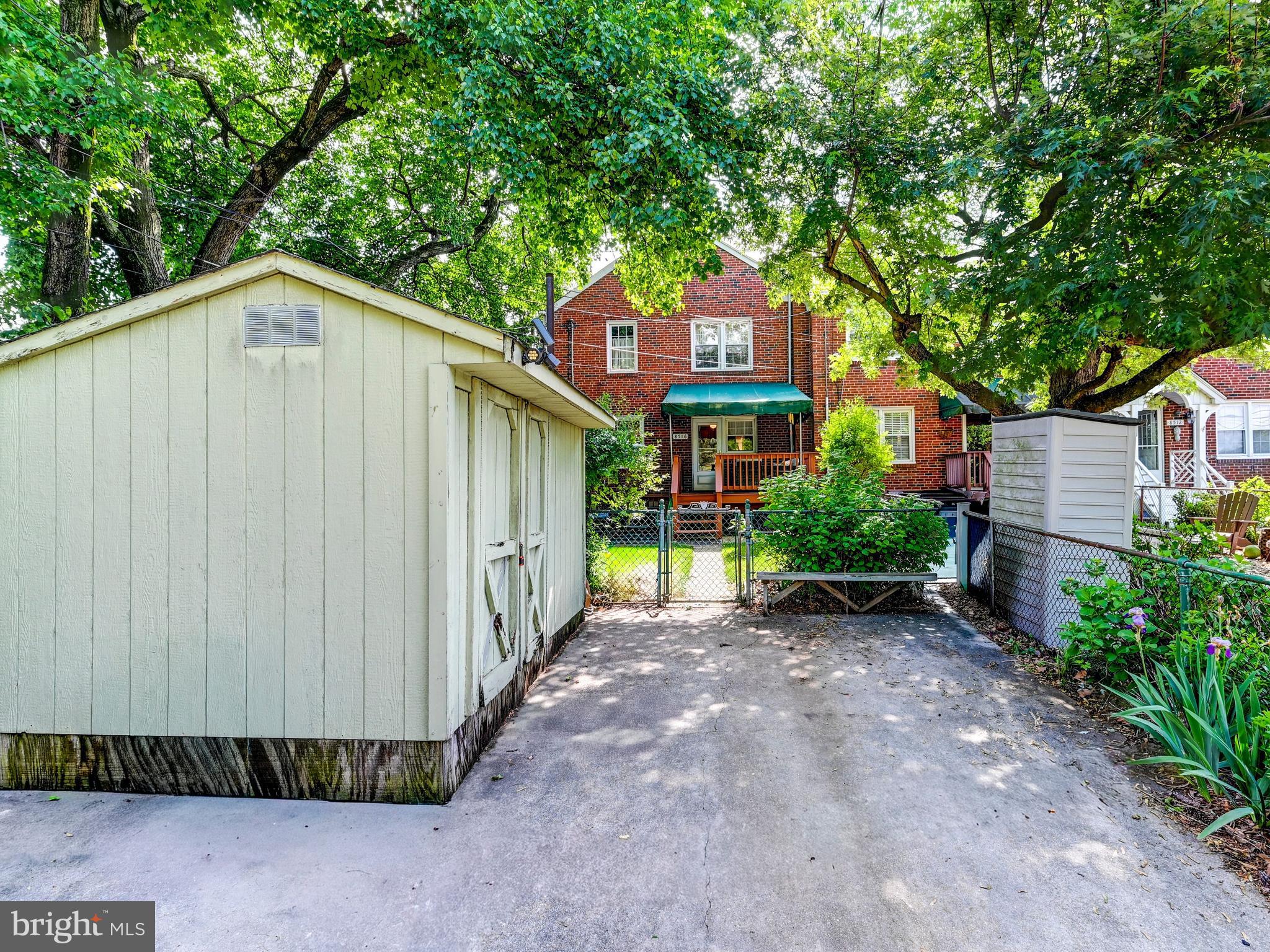 LOCH RAVEN MANOR - Residential