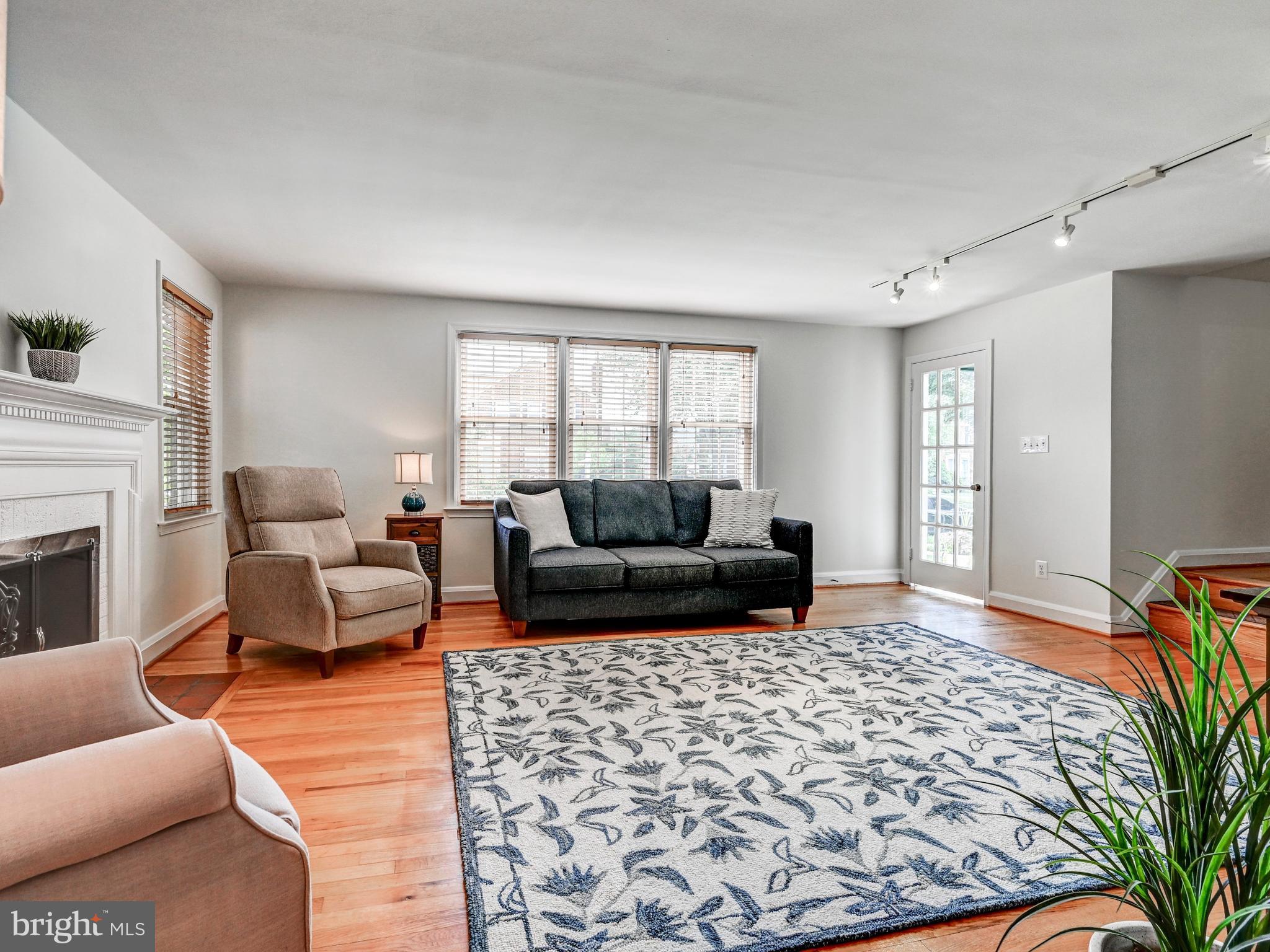 LOCH RAVEN MANOR - Residential