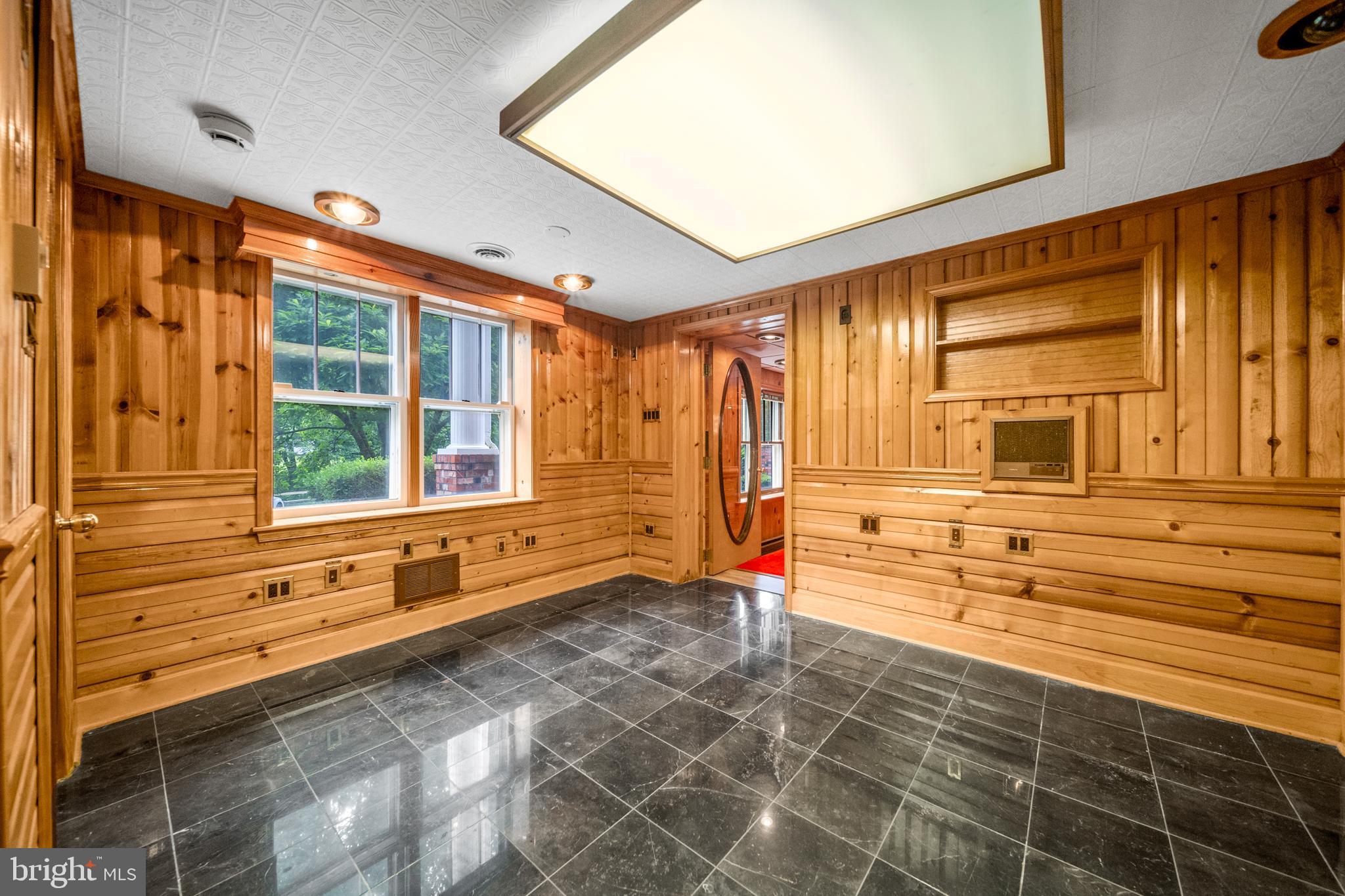 LINCOLN - Residential