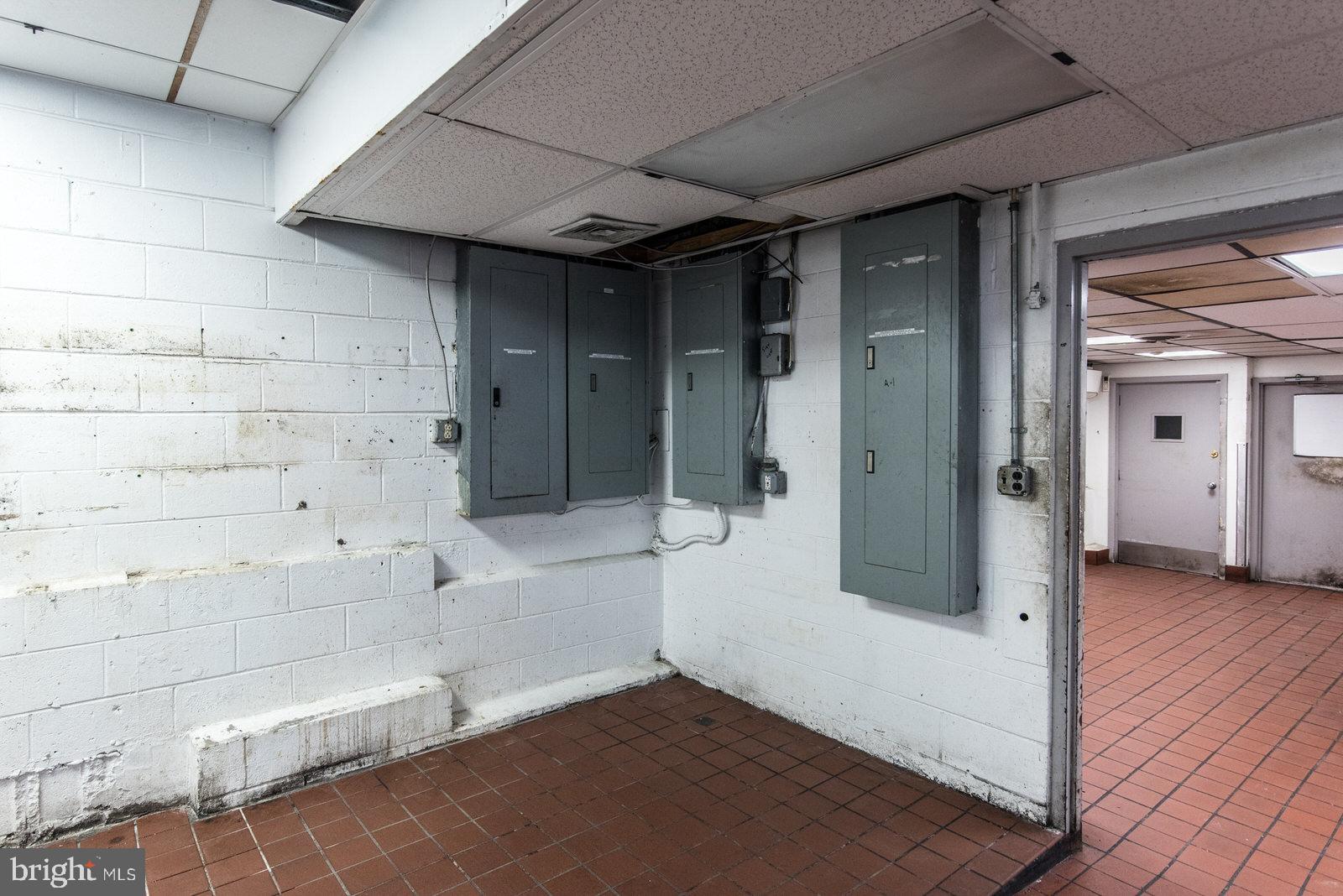 MAYFAIR - Residential Income