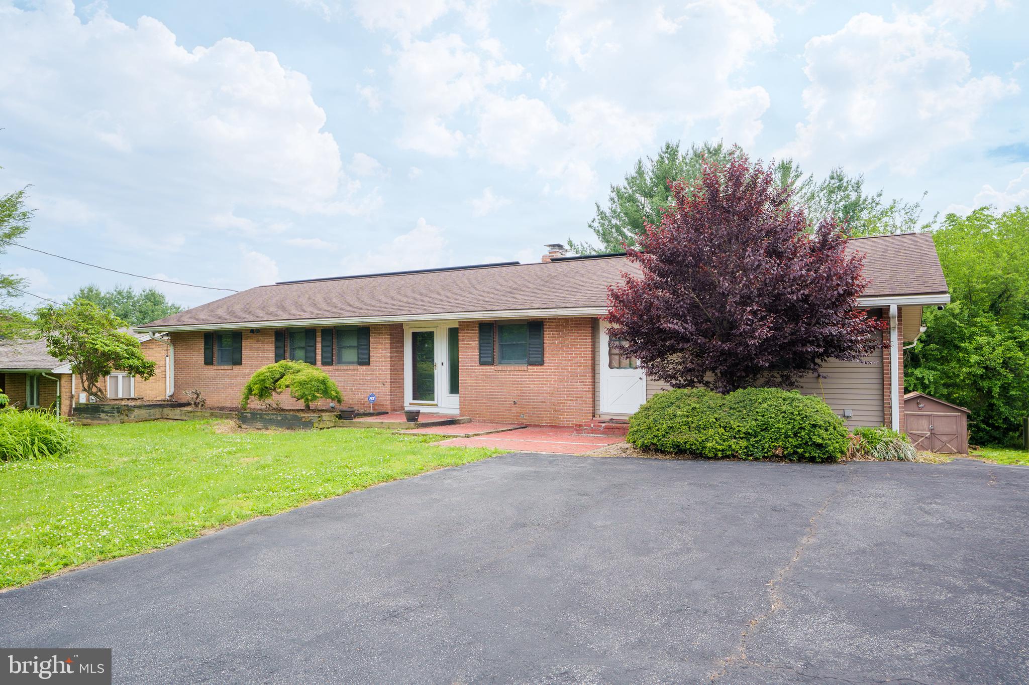 TIP TOP FARMS - Residential