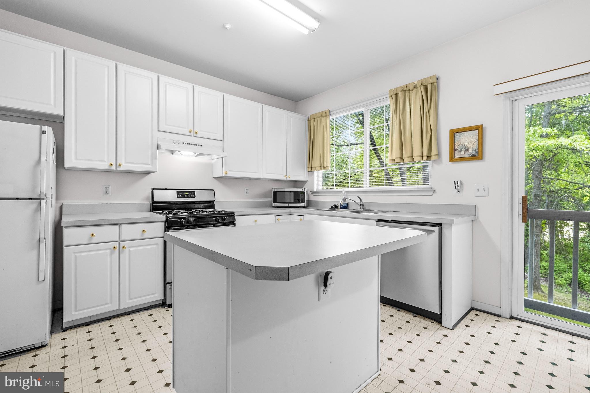 LONGLEAF-PLAT 1> - Residential