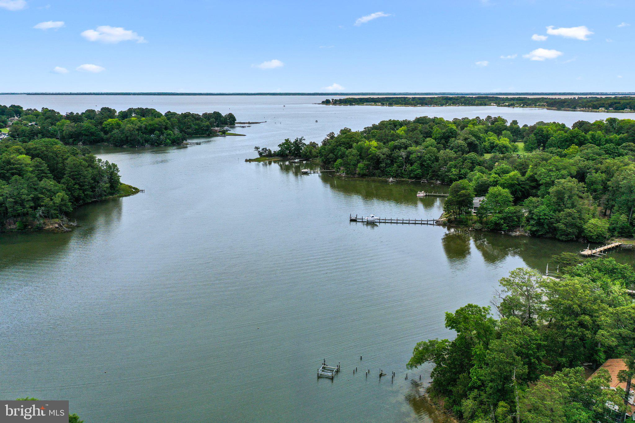 EDGEWATER - Residential