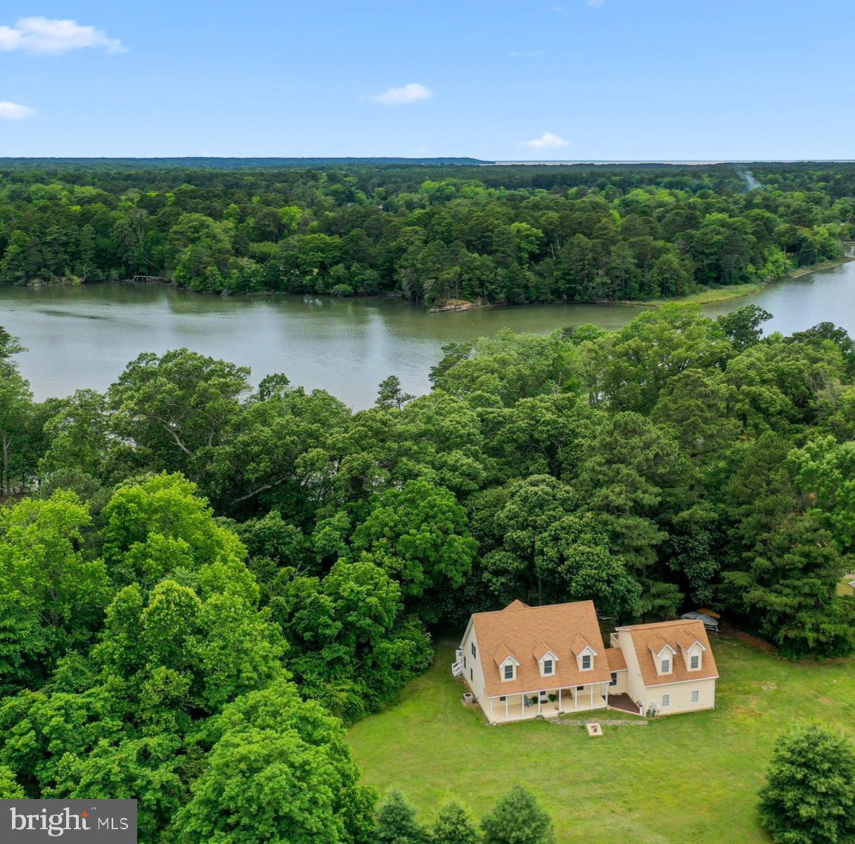 EDGEWATER - Residential