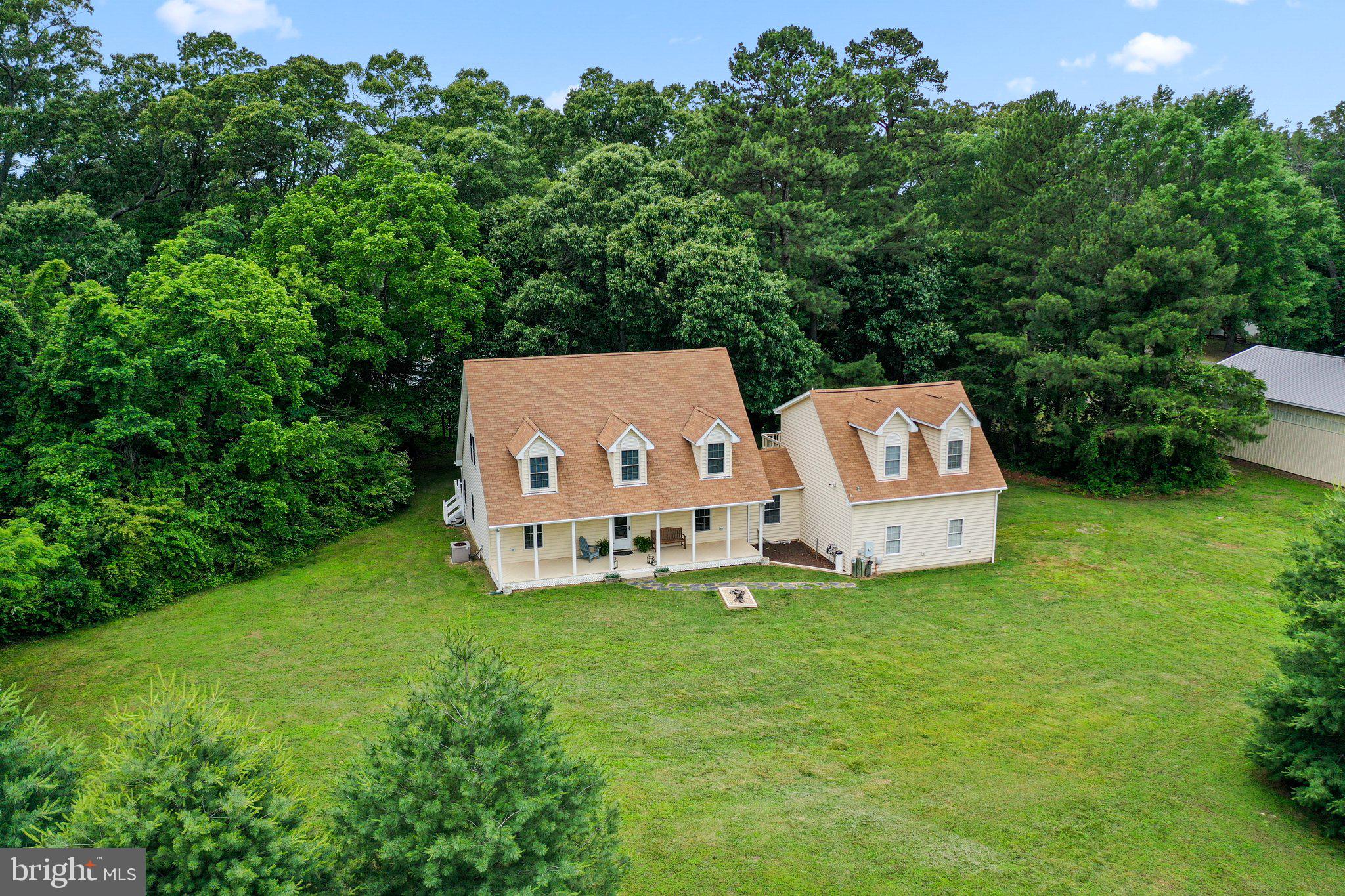 EDGEWATER - Residential