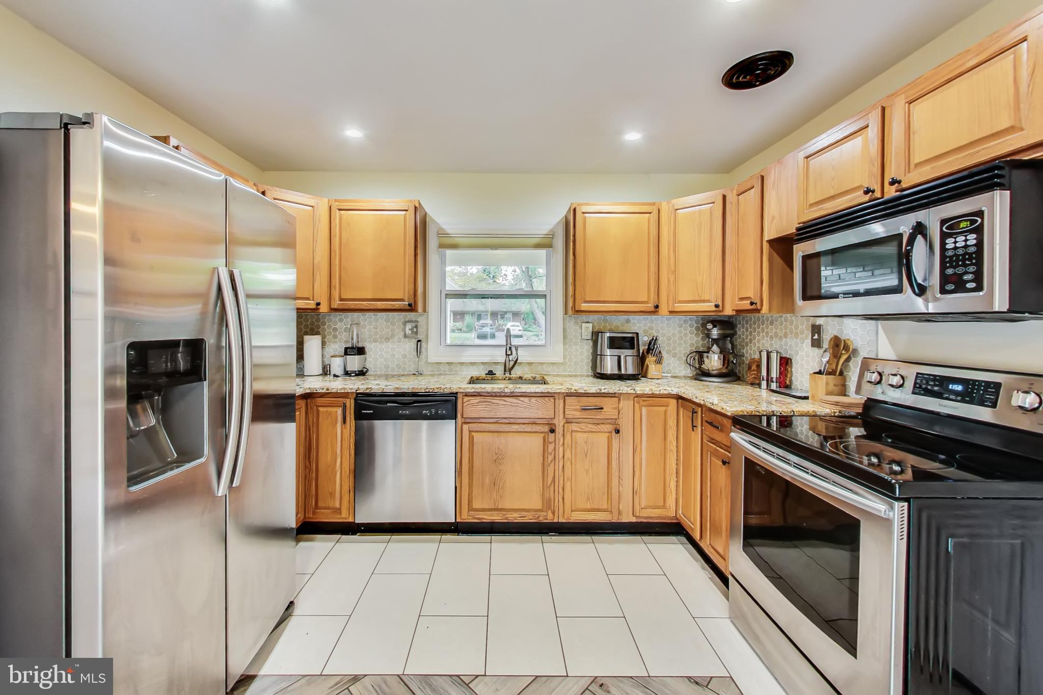 SOMERSET AT BELAIR - Residential