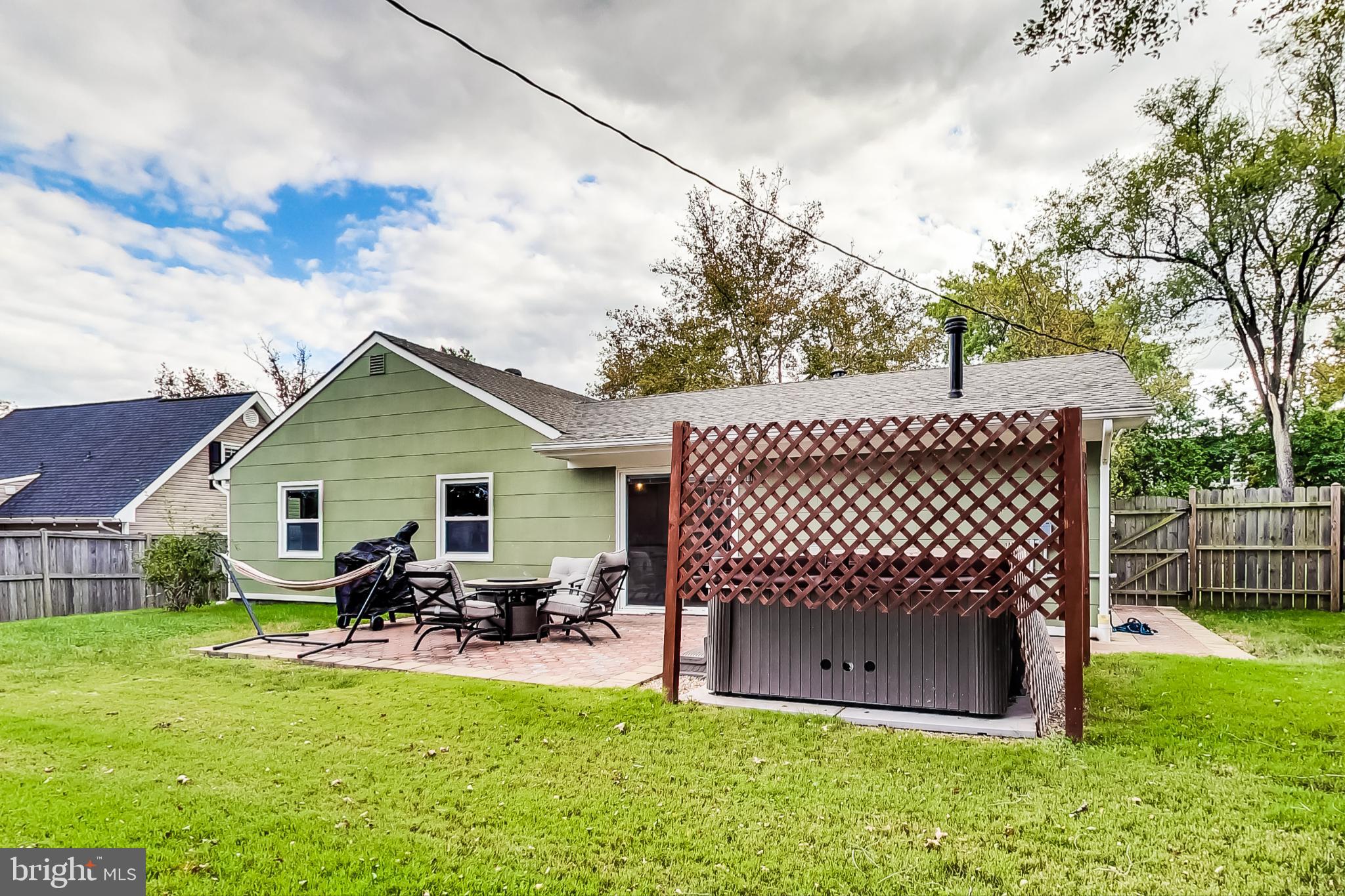 SOMERSET AT BELAIR - Residential