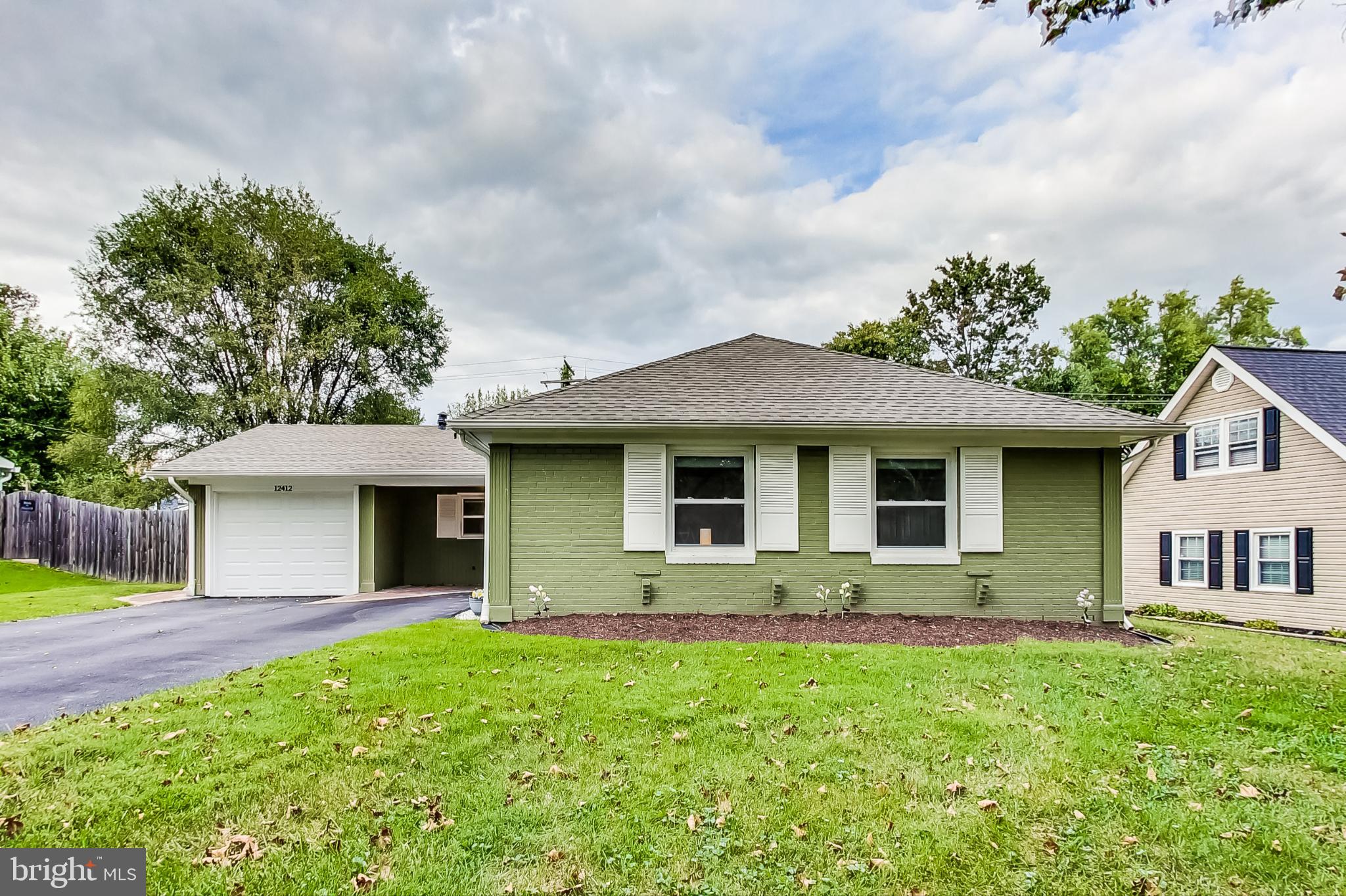 SOMERSET AT BELAIR - Residential
