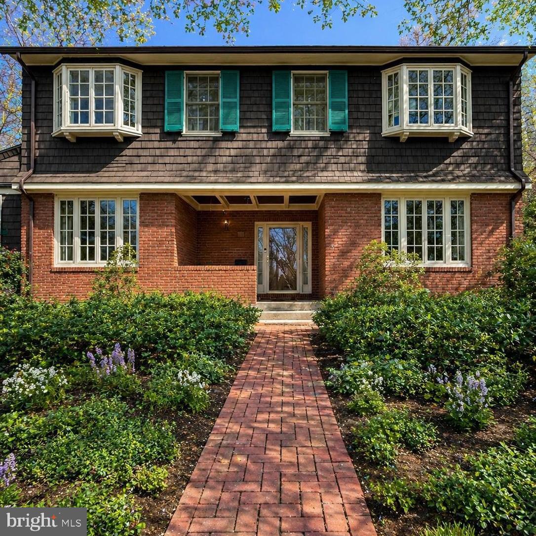 ROLAND PARK - Residential