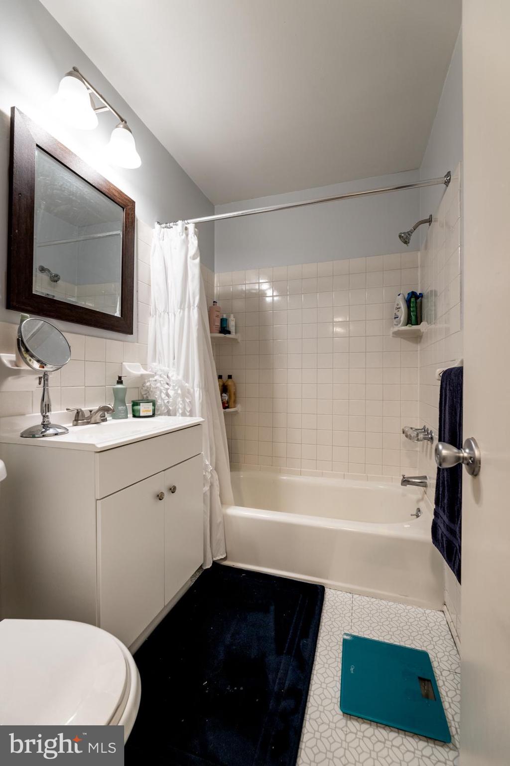 PARKSIDE CONDOMINIUMS - Residential