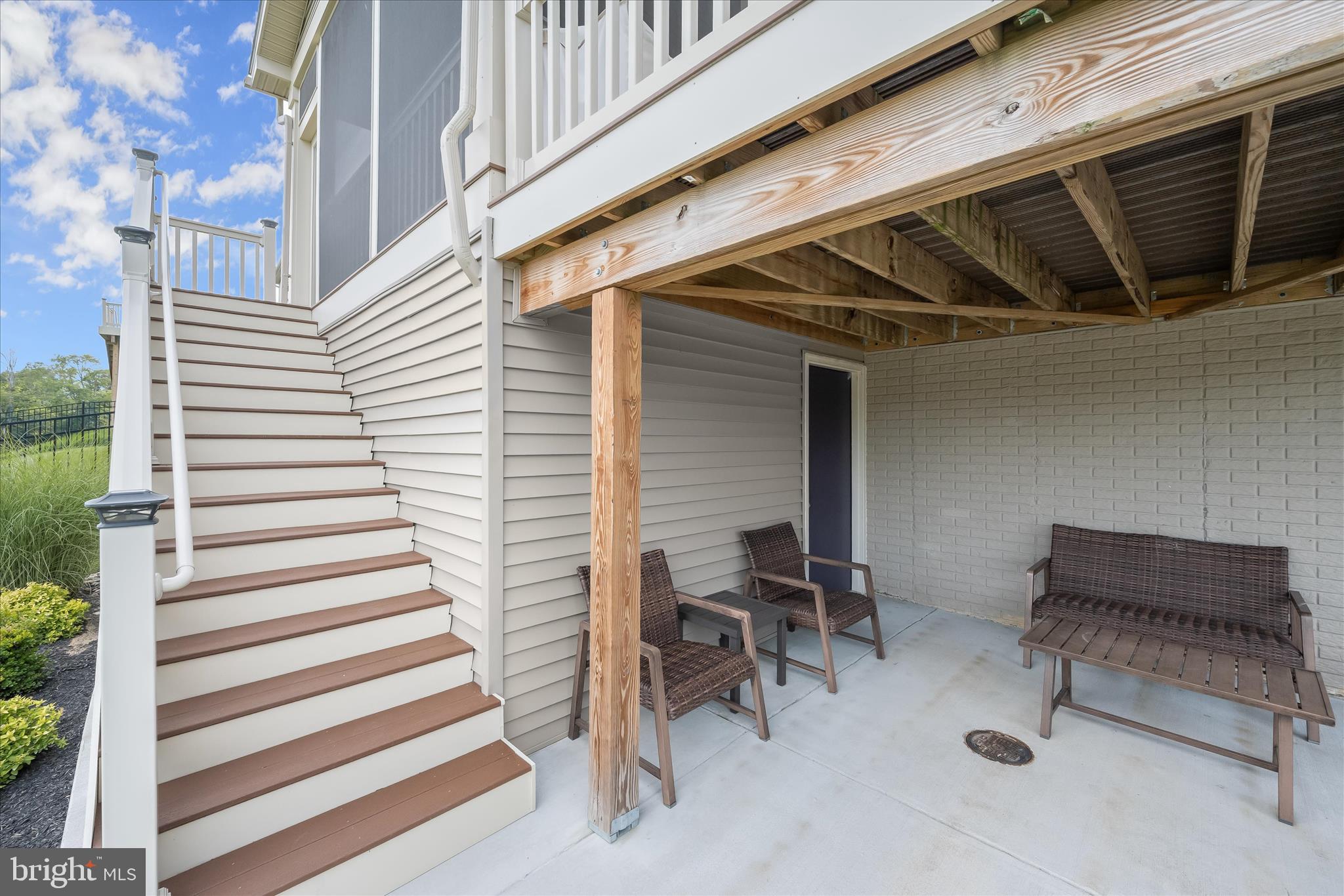 HAMPTONS - Residential