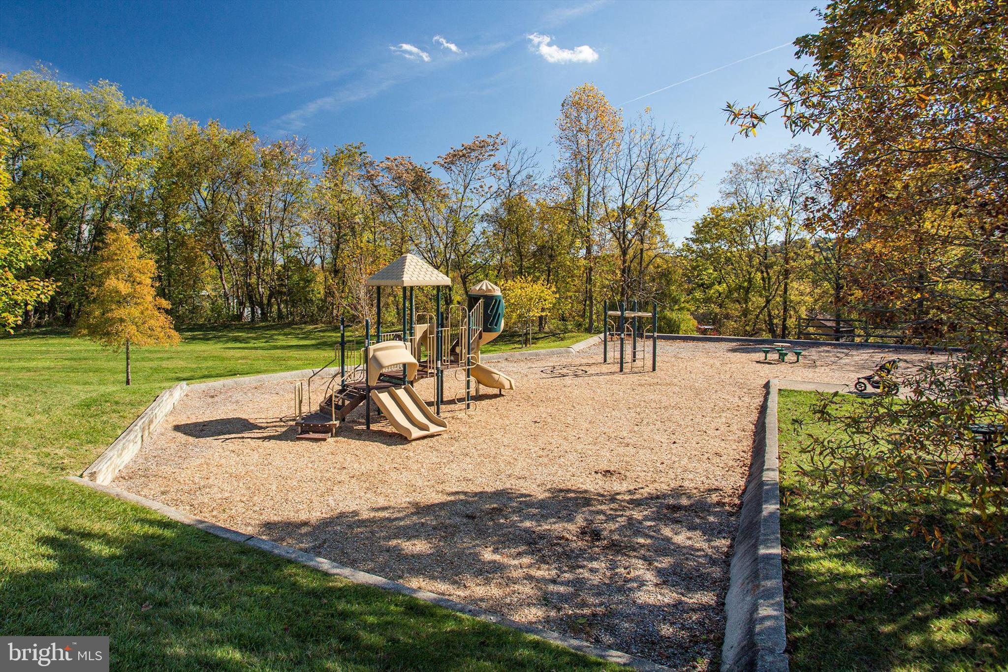 HAMPTONS - Residential