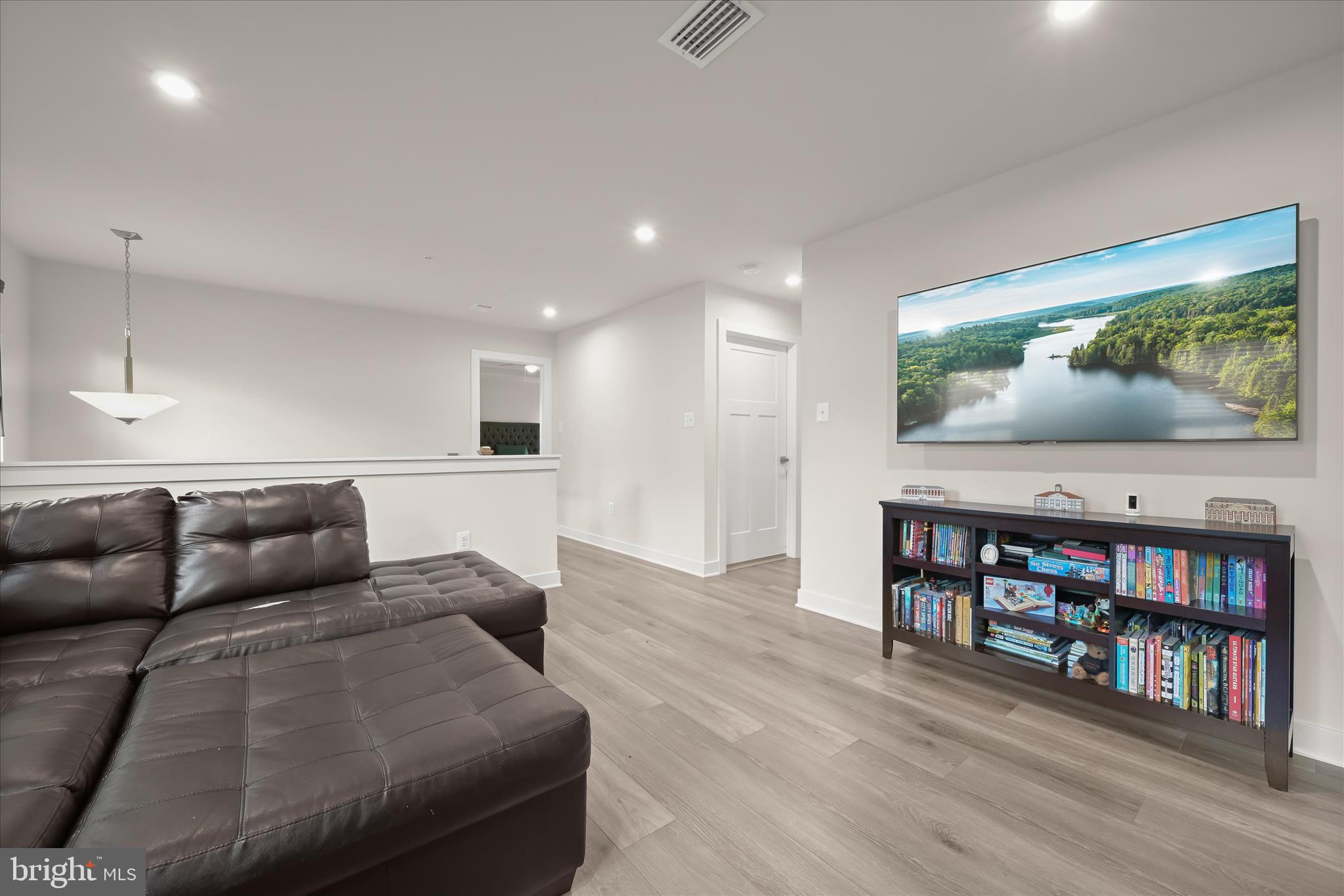 HAMPTONS - Residential