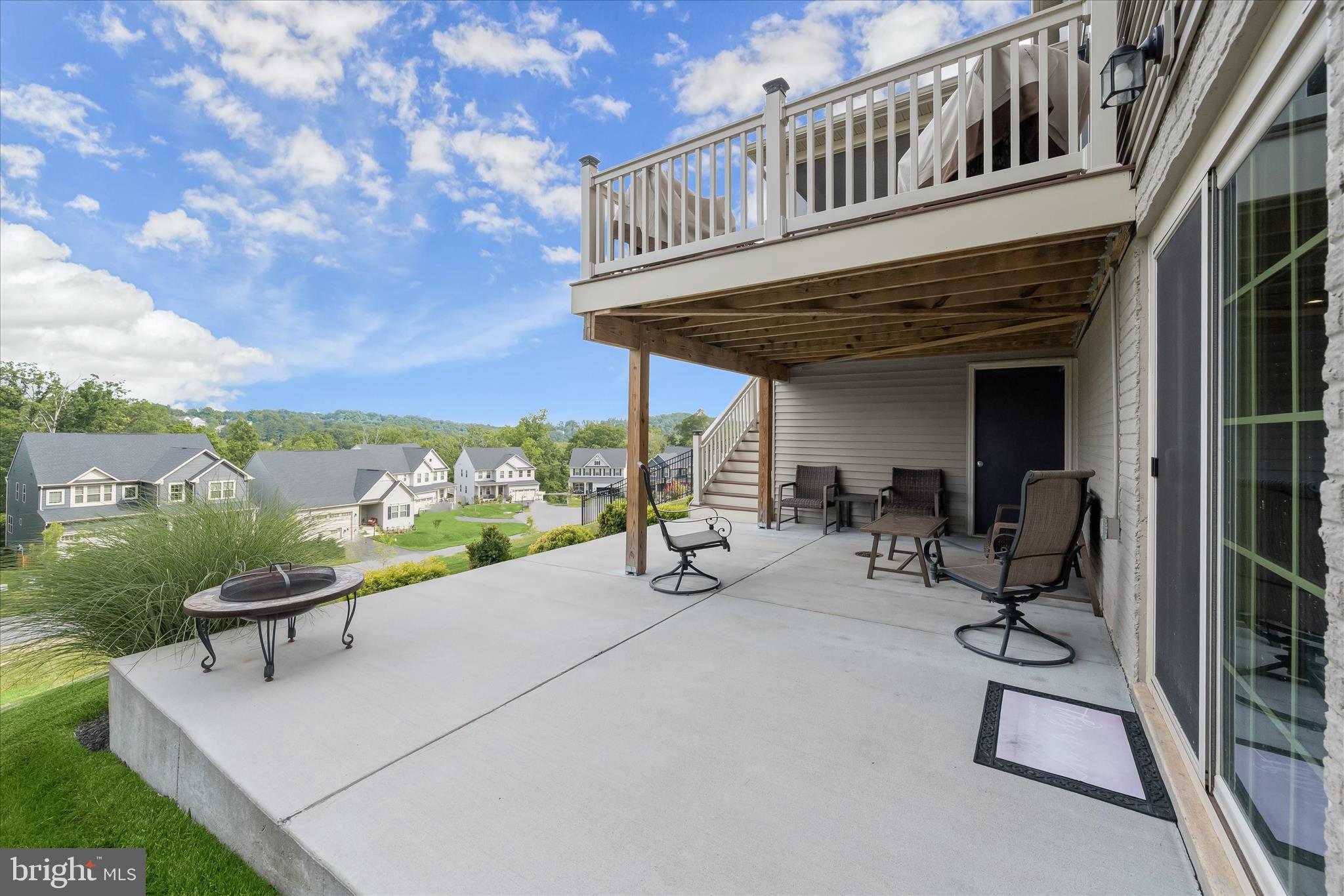 HAMPTONS - Residential