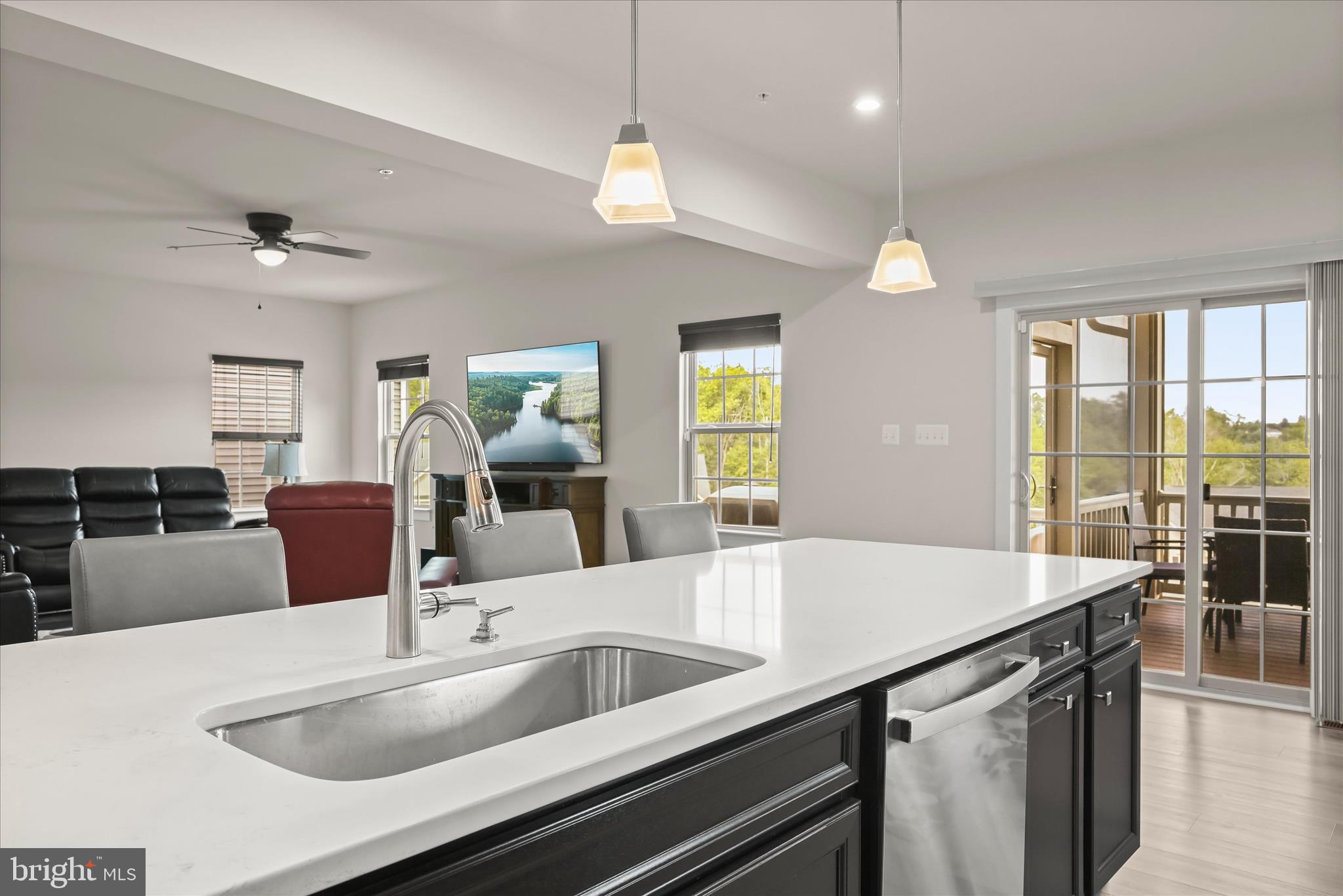 HAMPTONS - Residential