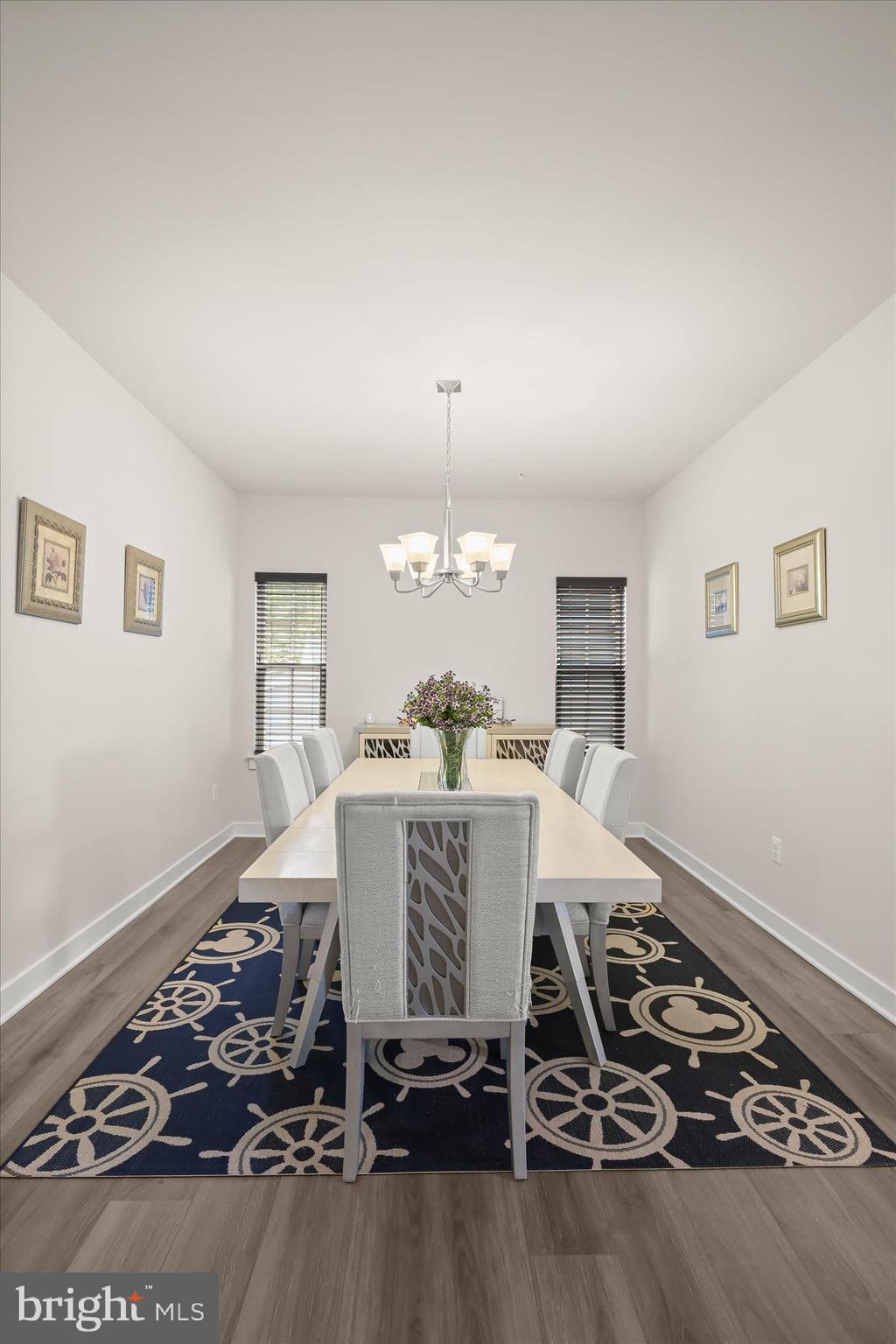 HAMPTONS - Residential