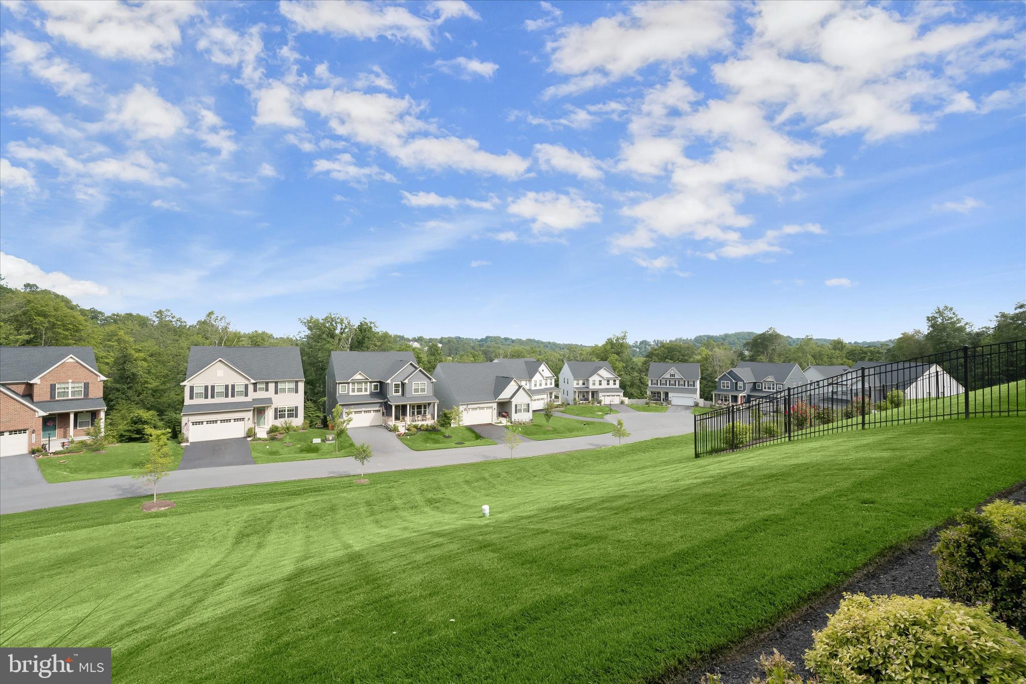 HAMPTONS - Residential