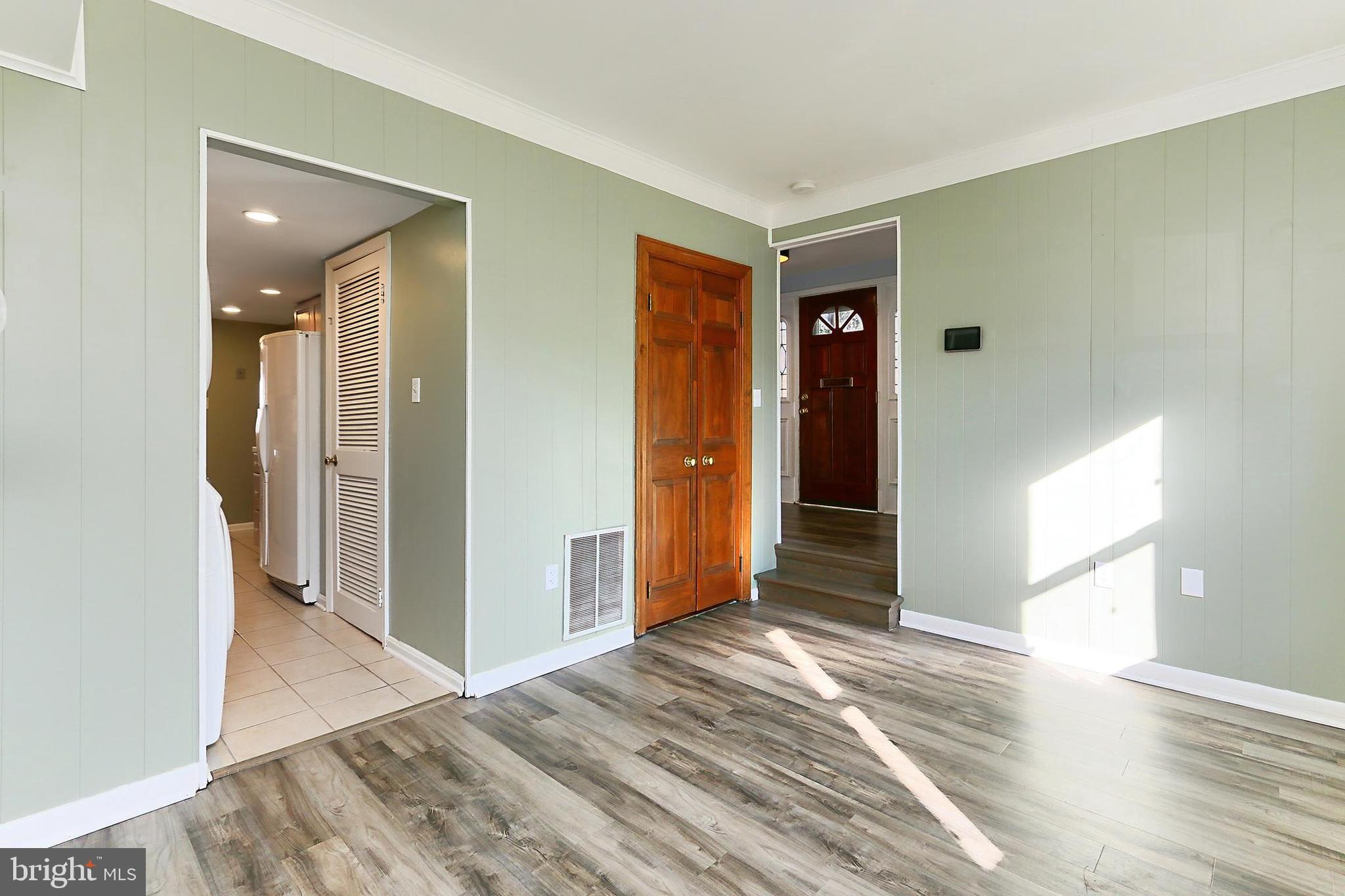 GEORGETOWN WOODS - Residential