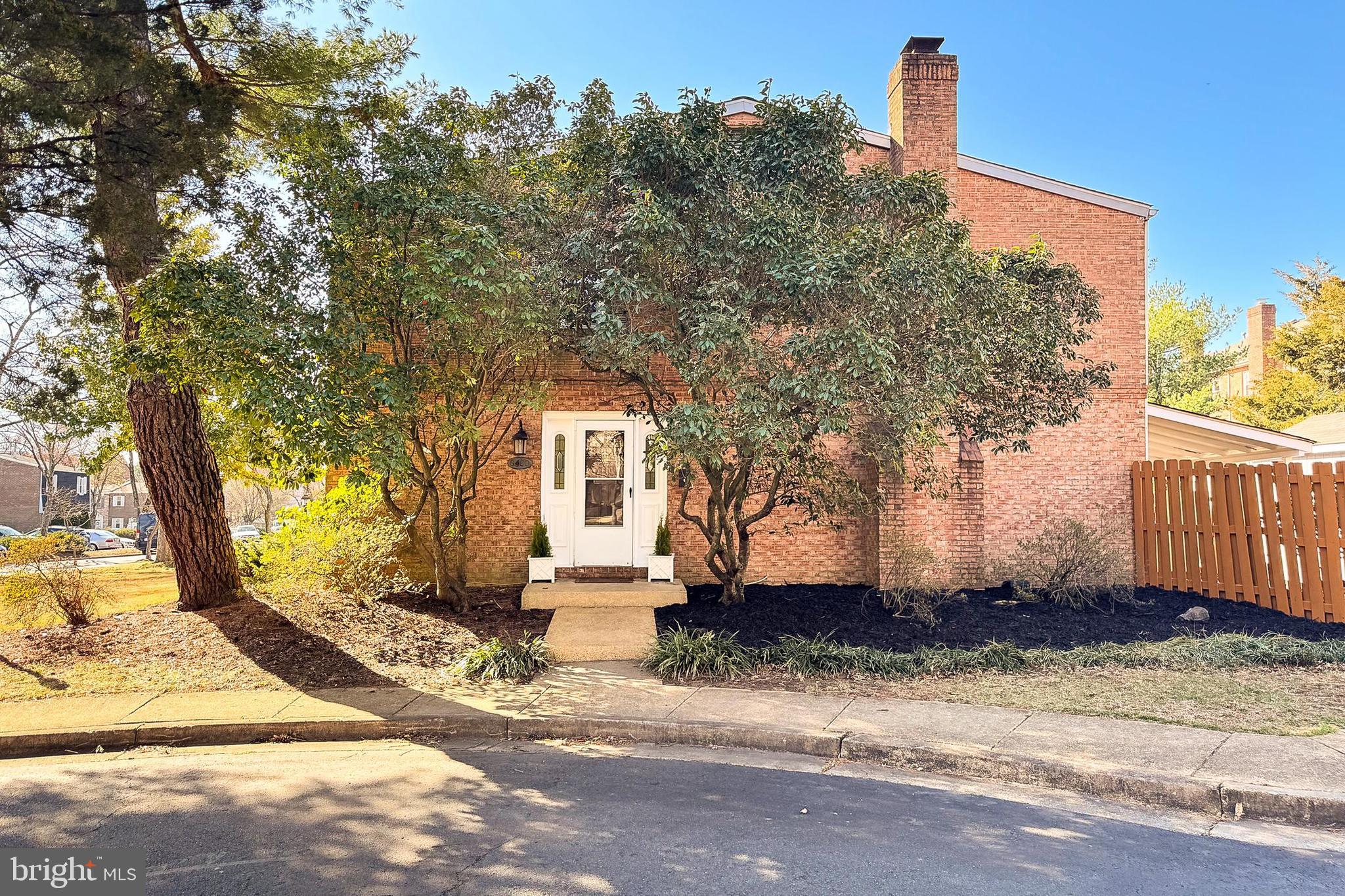 GEORGETOWN WOODS - Residential