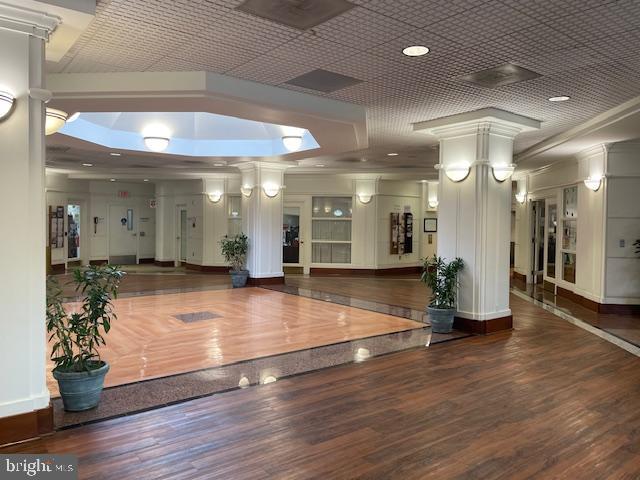 WATERGATE AT LANDMARK - Residential