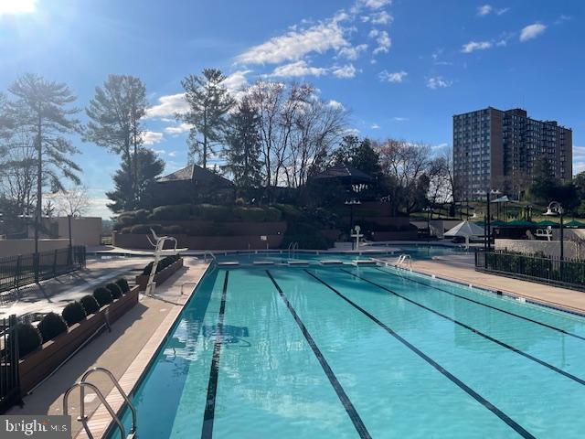 WATERGATE AT LANDMARK - Residential