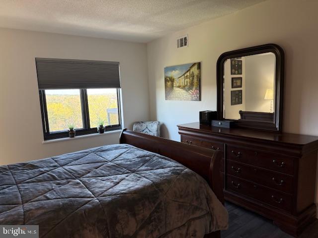 WATERGATE AT LANDMARK - Residential