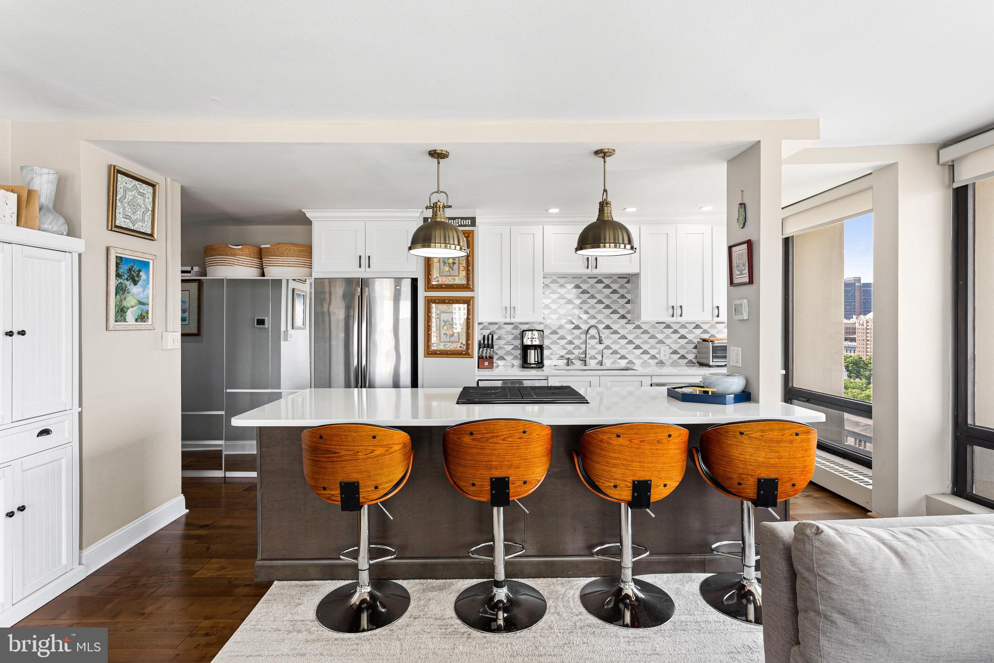 SOCIETY HILL - Residential