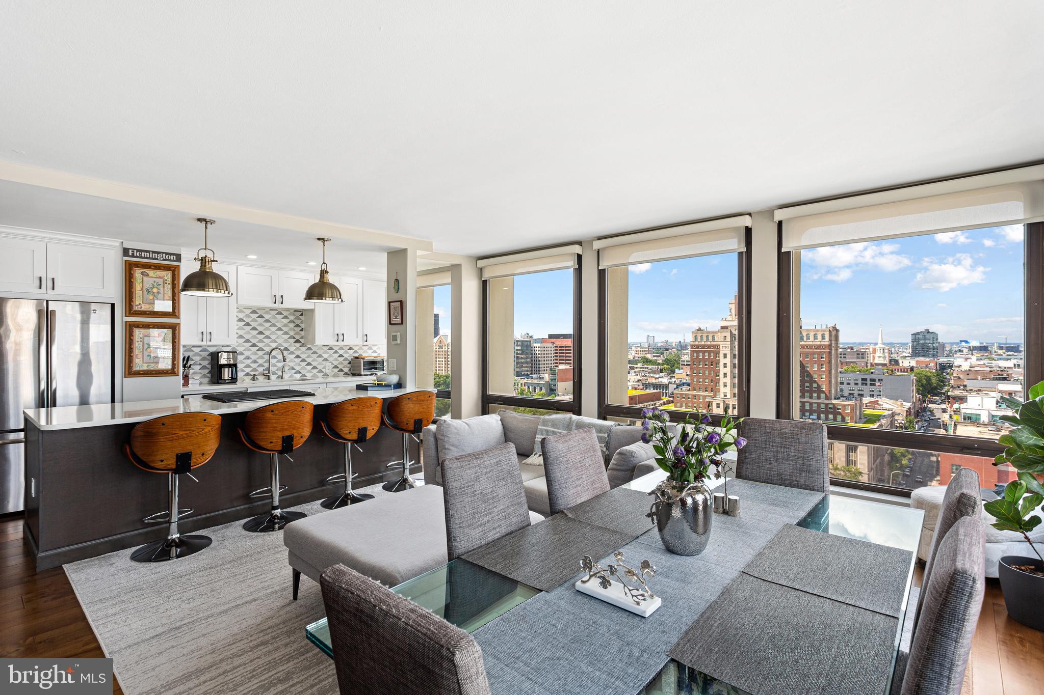 SOCIETY HILL - Residential