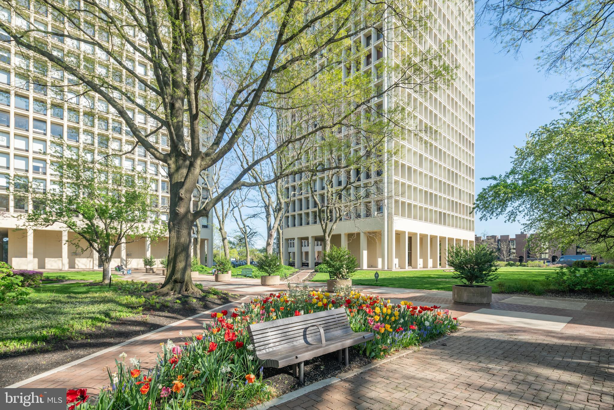 SOCIETY HILL - Residential