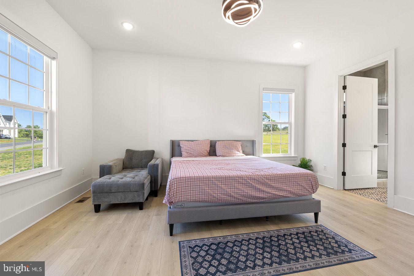 TANAGER - Residential