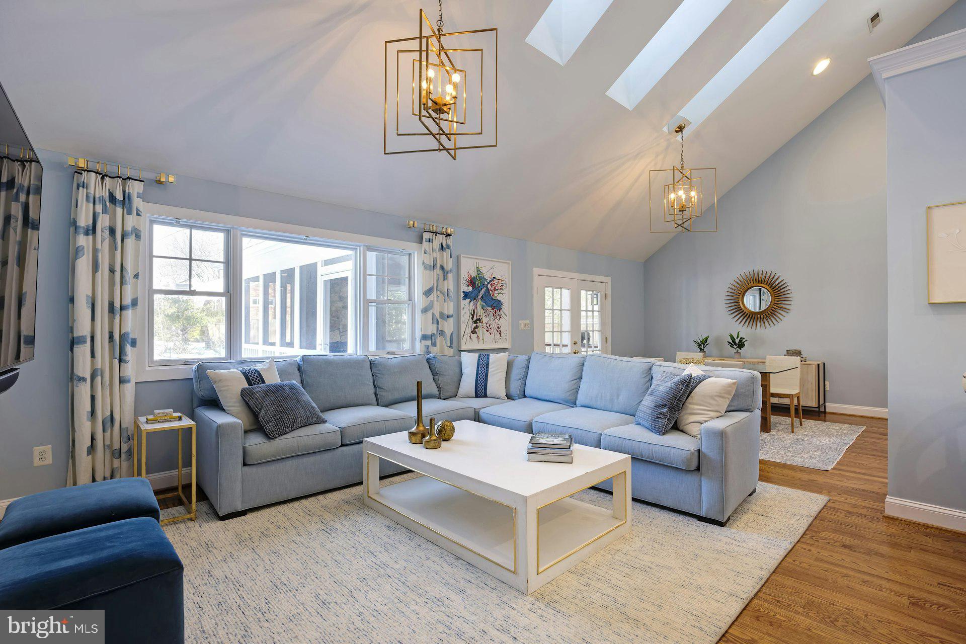 MCHENRY HEIGHTS - Residential