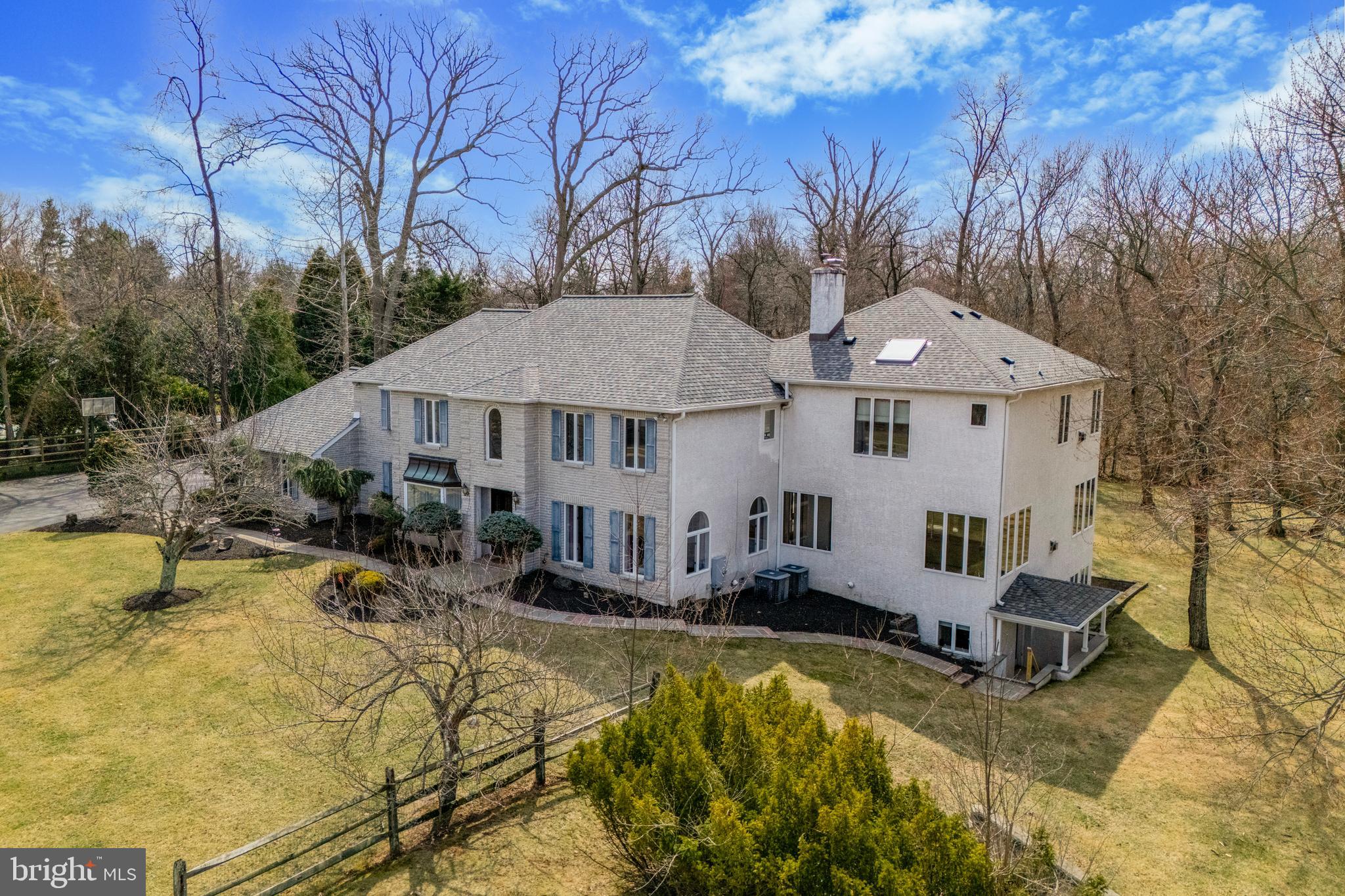 BLUE BELL - Residential