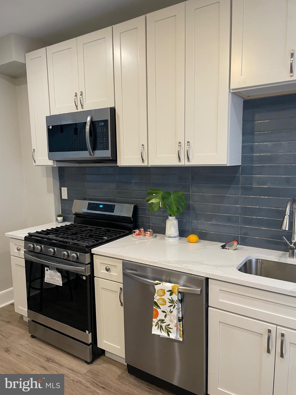 BRIDGEVIEW - GREENLAWN - Residential
