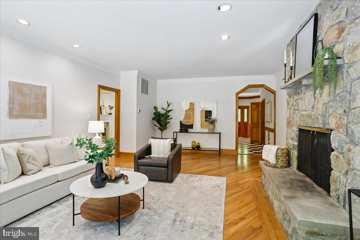 PINEY GLEN FARMS - Residential