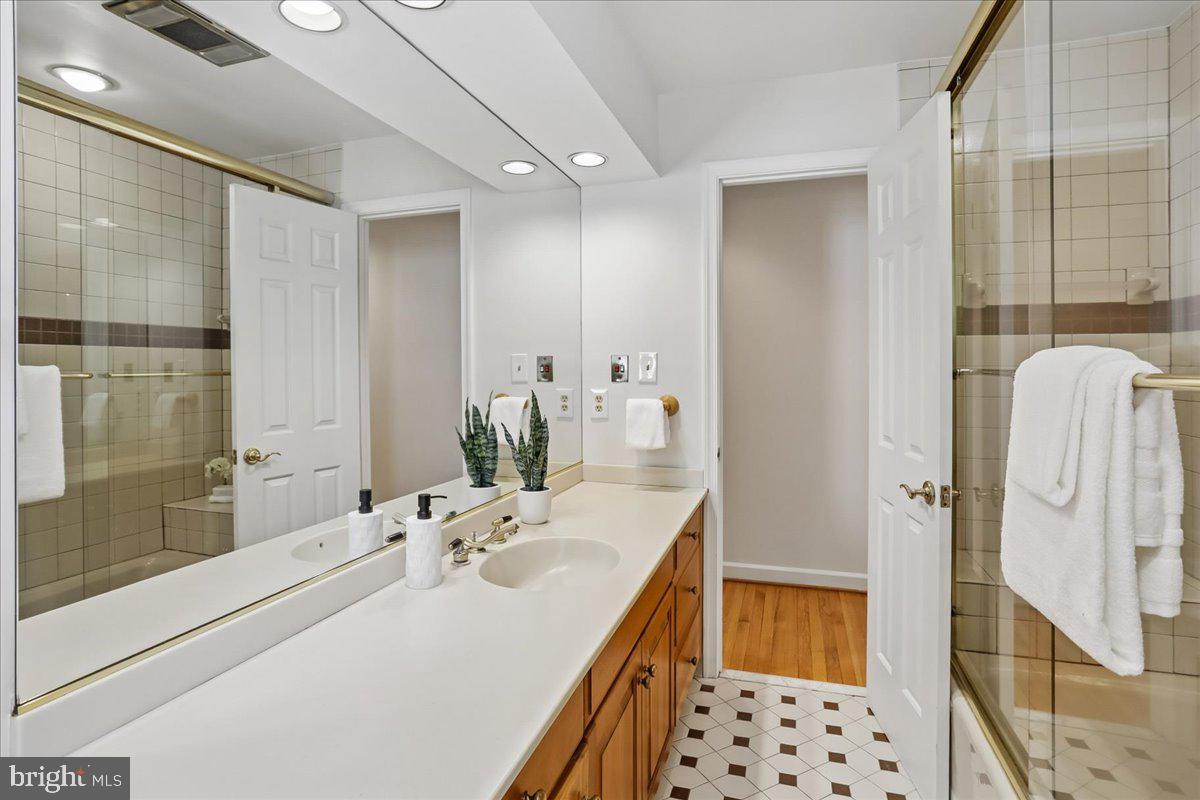 PINEY GLEN FARMS - Residential