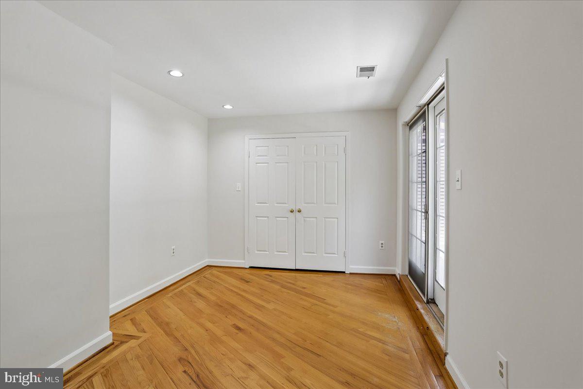 PINEY GLEN FARMS - Residential