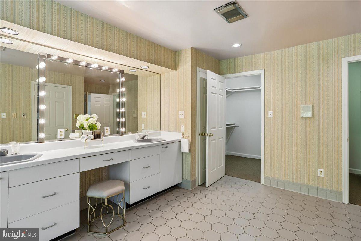 PINEY GLEN FARMS - Residential