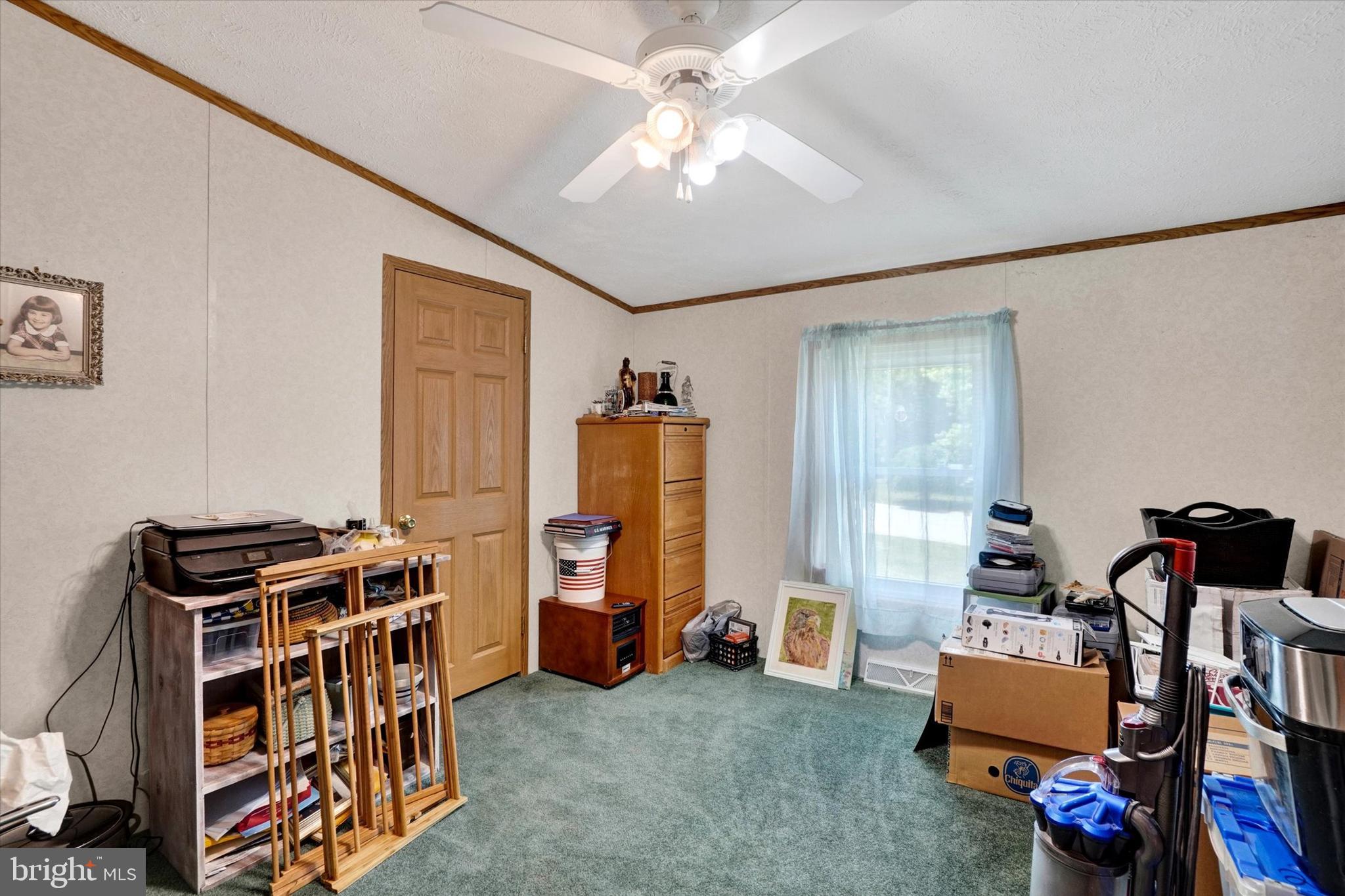EAGLE VIEW MOBILE HOME PK - Residential