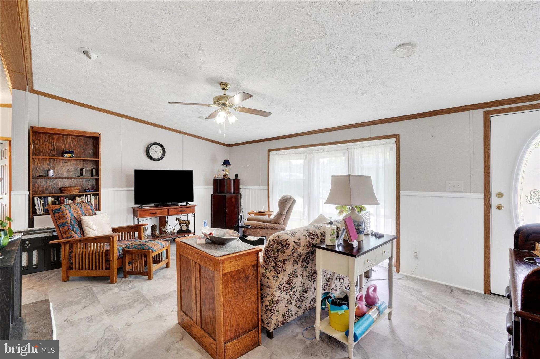 EAGLE VIEW MOBILE HOME PK - Residential
