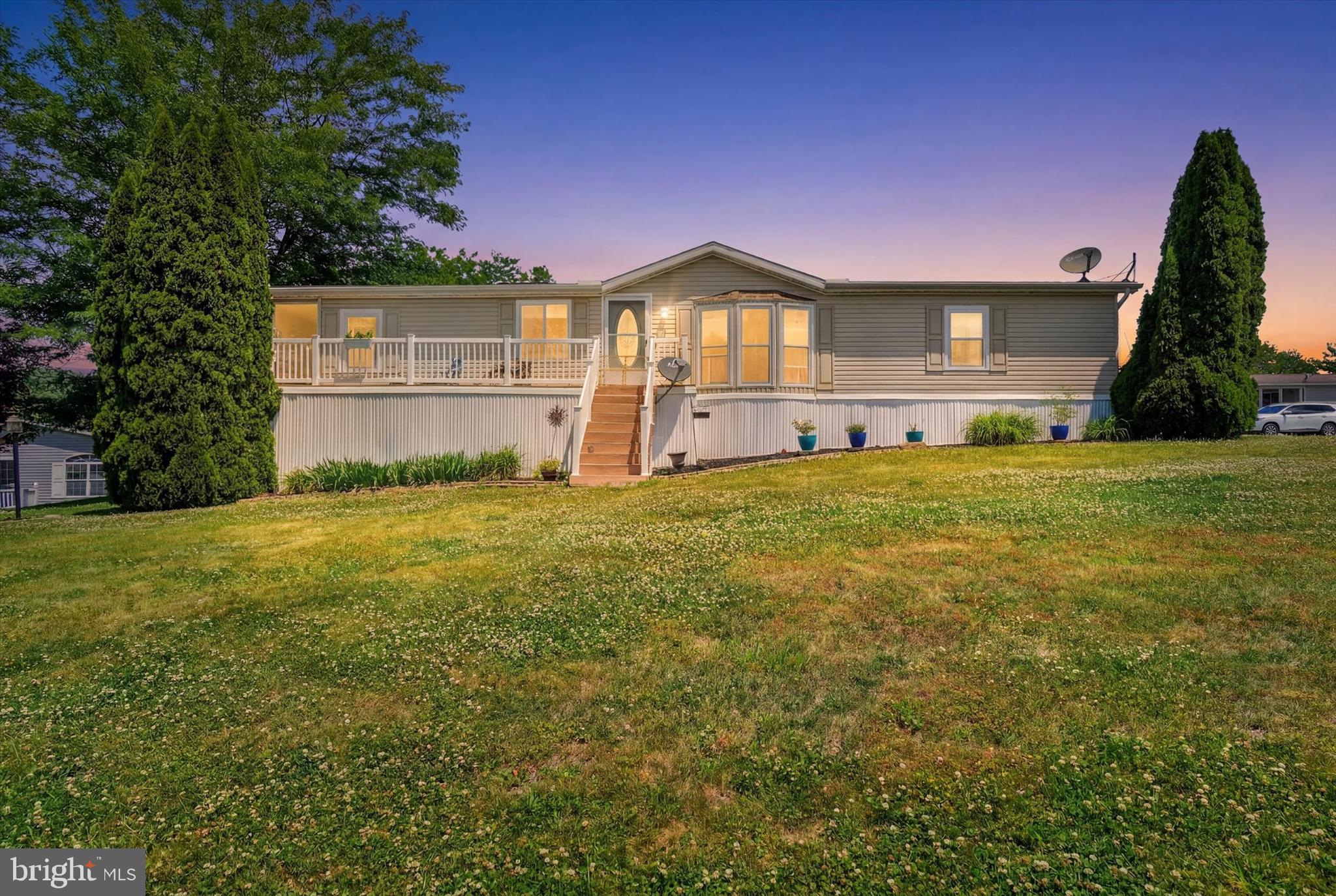 EAGLE VIEW MOBILE HOME PK - Residential